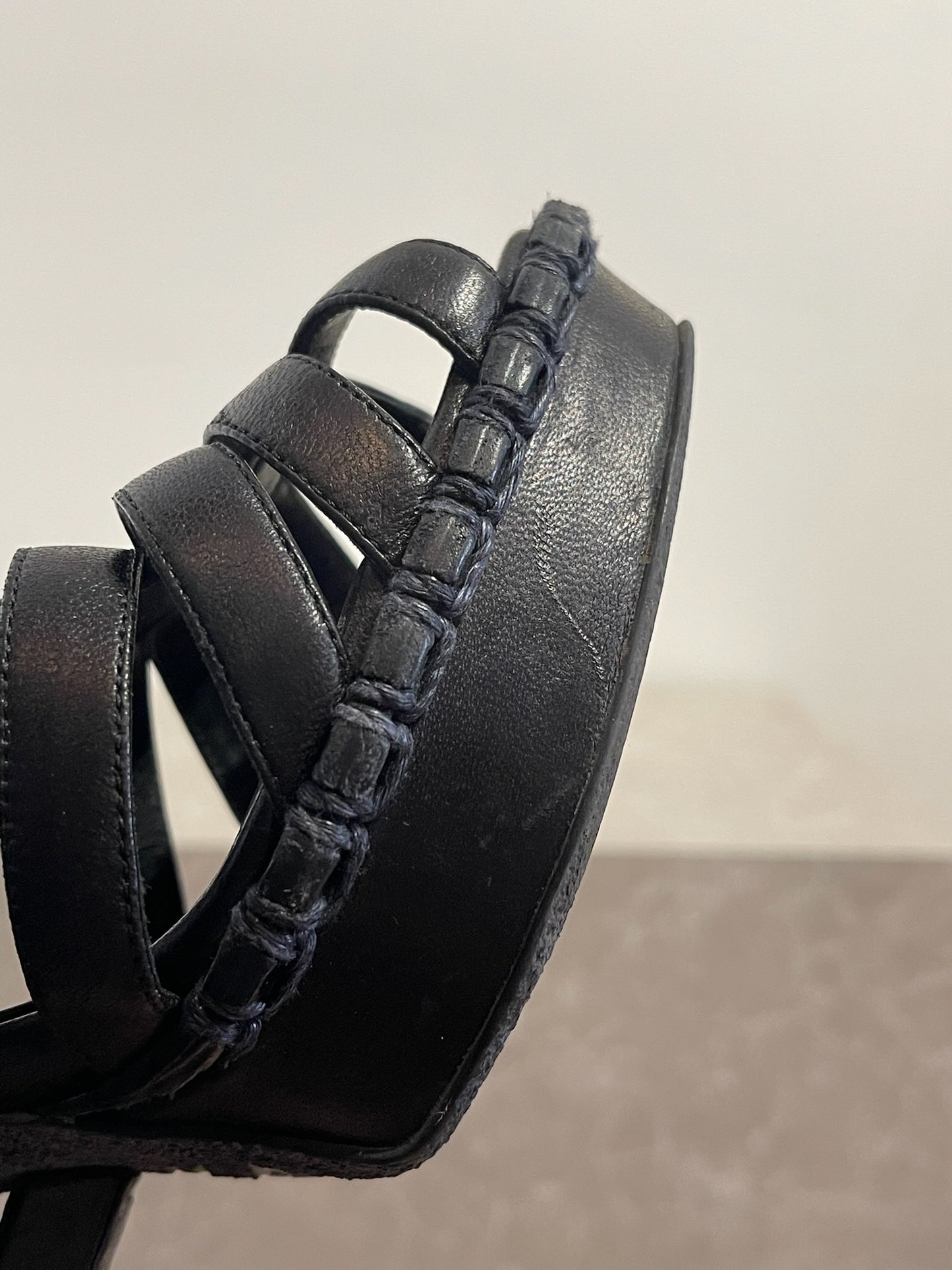 Sandales Yves Saint Laurent noires T 39.5