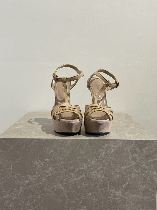 Sandales Sergio Rossi beiges T.38.5