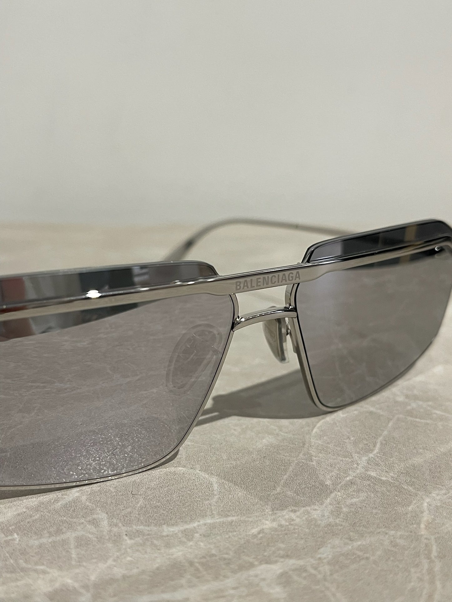 Lunettes de soleil Balenciaga argent