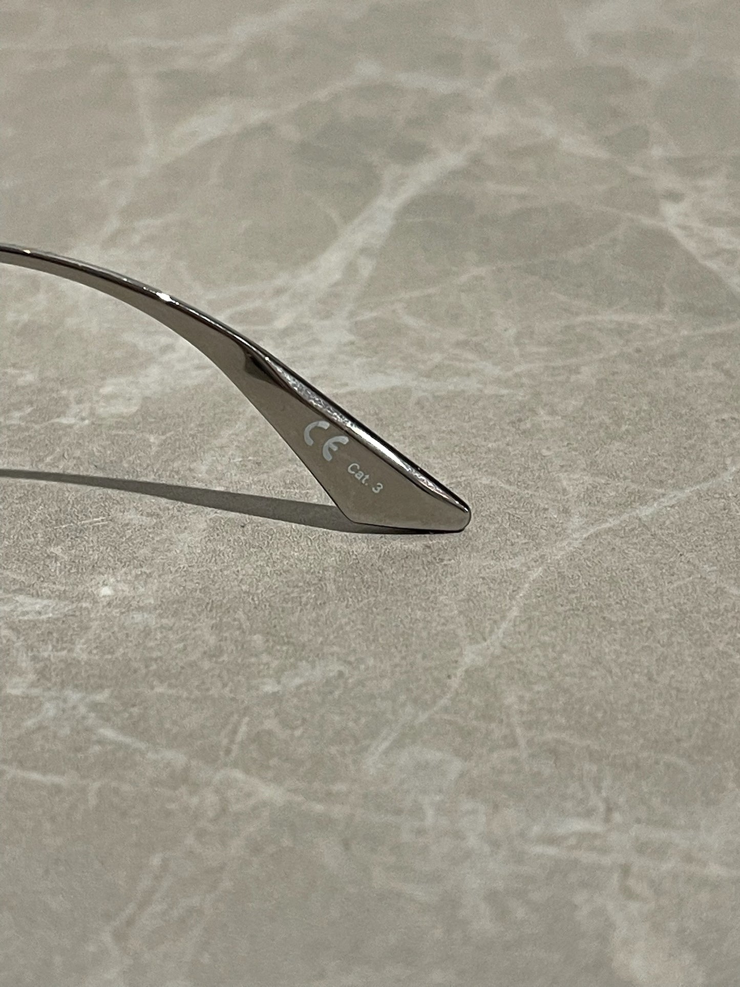 Lunettes de soleil Balenciaga argent