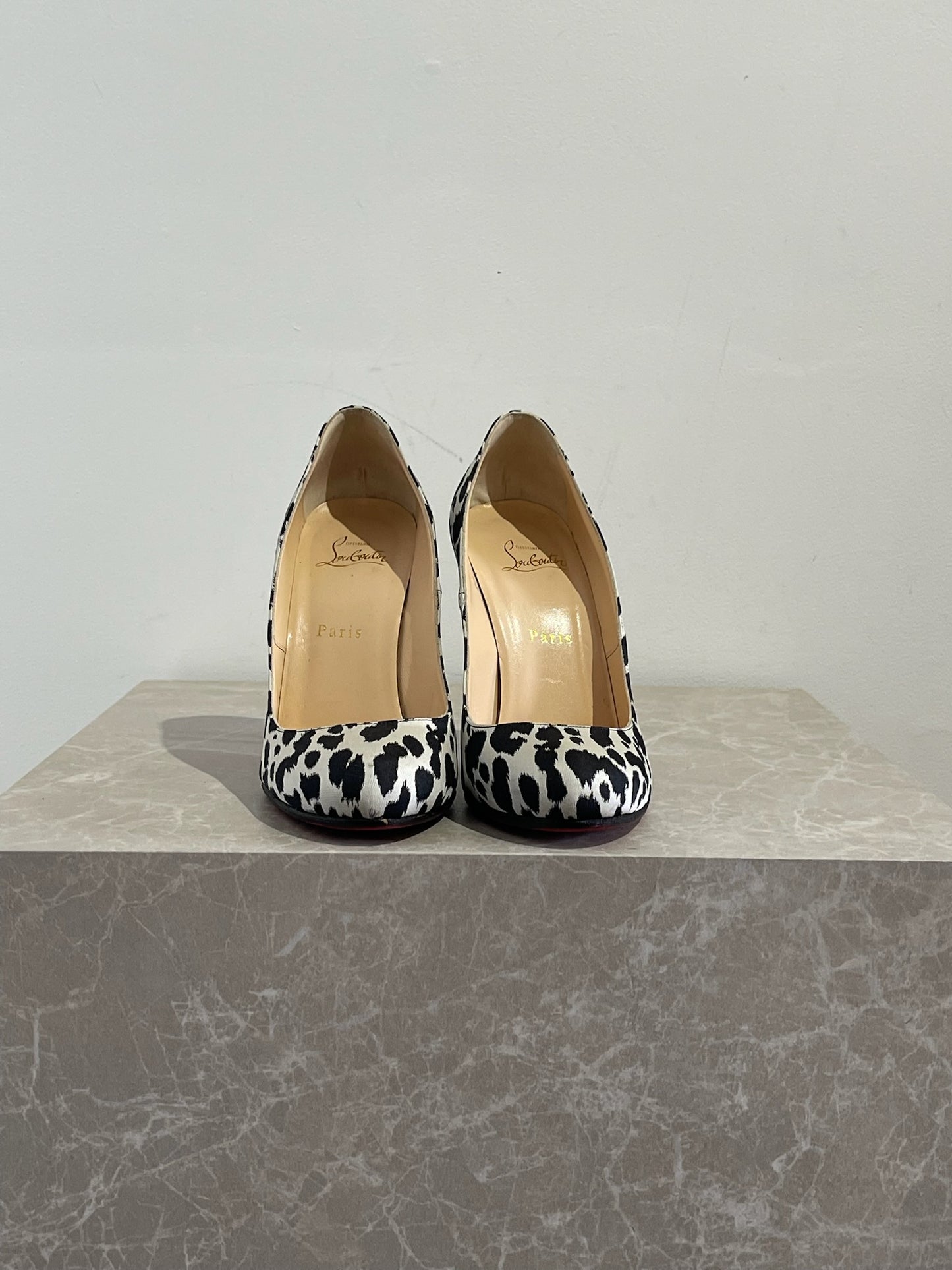 Escarpins Christian Louboutin léopard T.39
