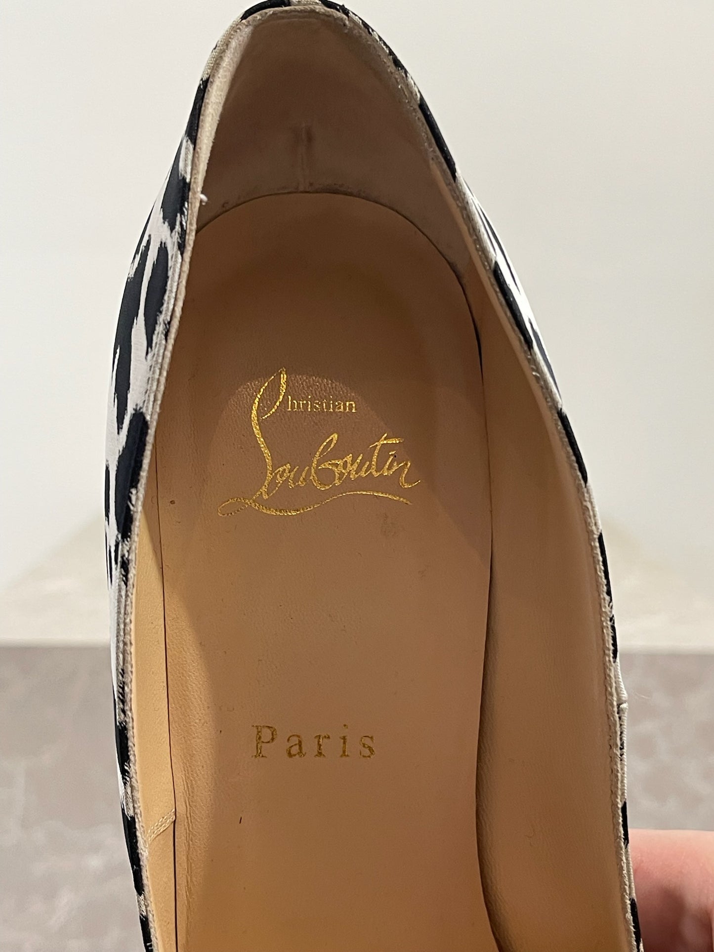 Escarpins Christian Louboutin léopard T.39