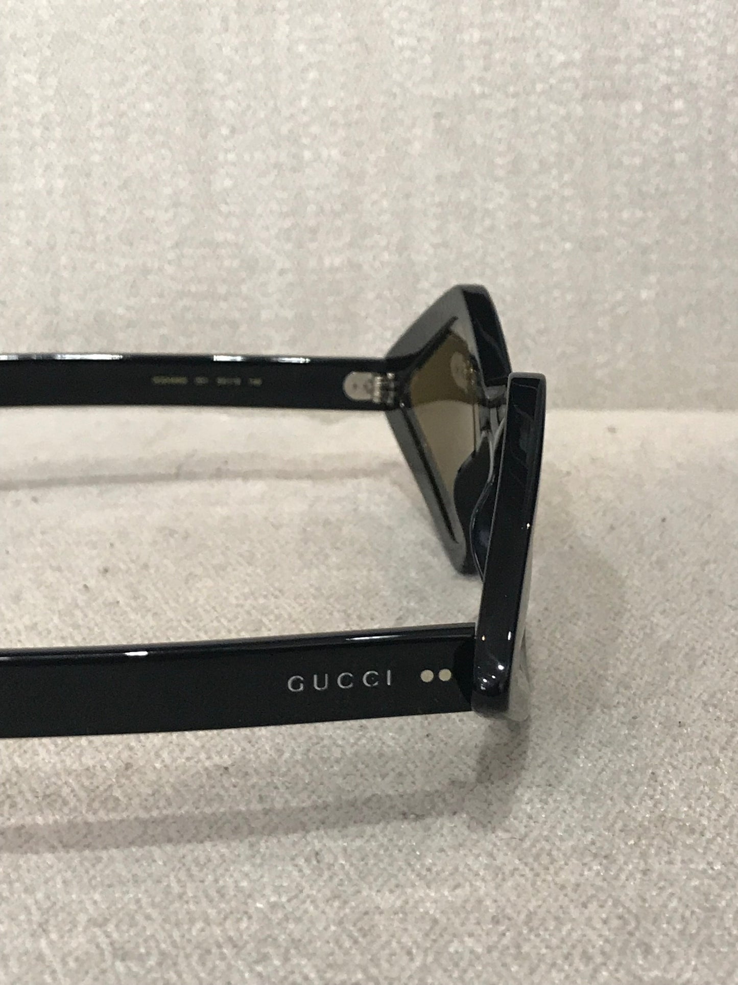 Lunettes Gucci noires Neuves