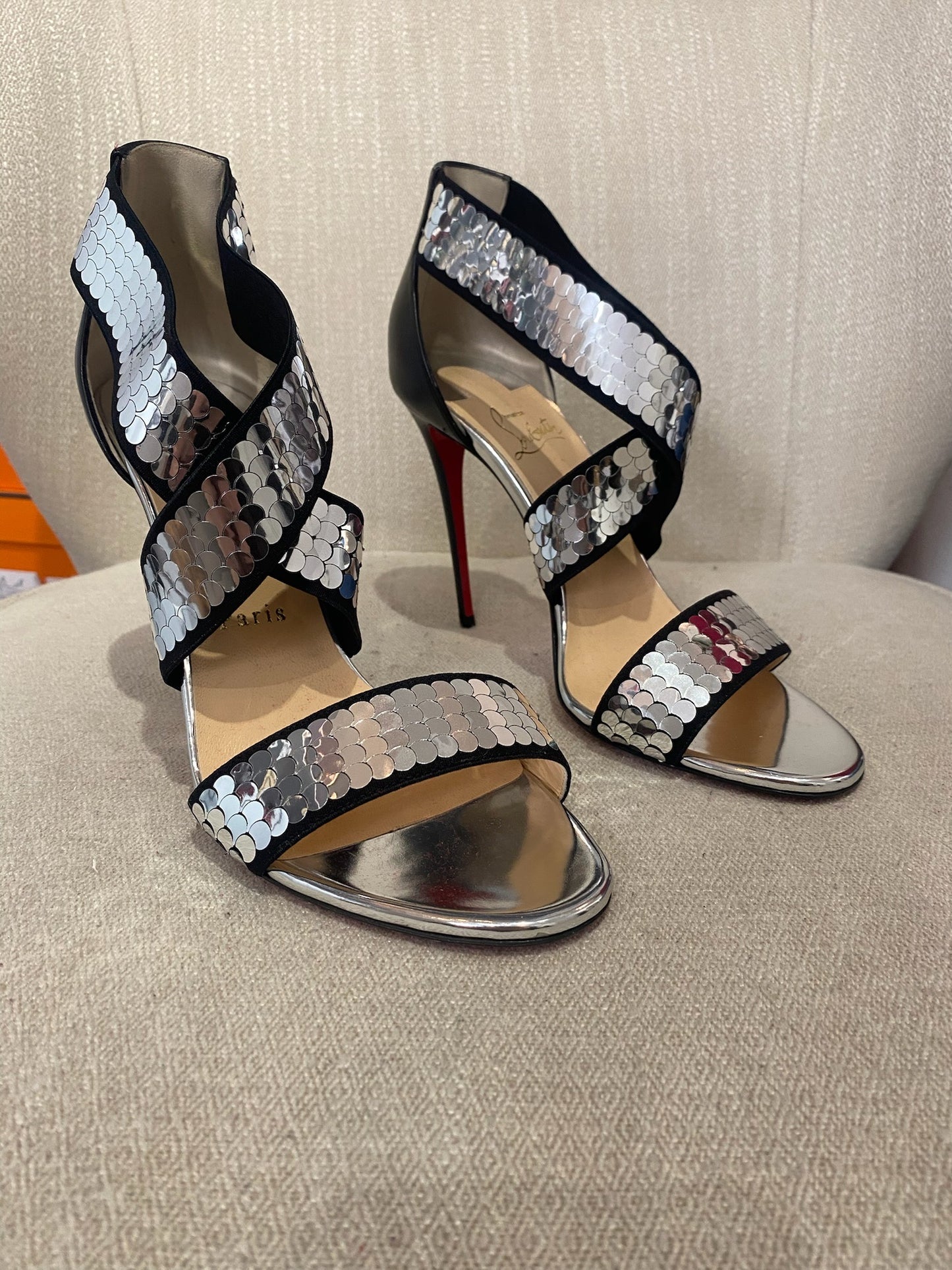 Sandales Christian Louboutin T.39 NEUVES