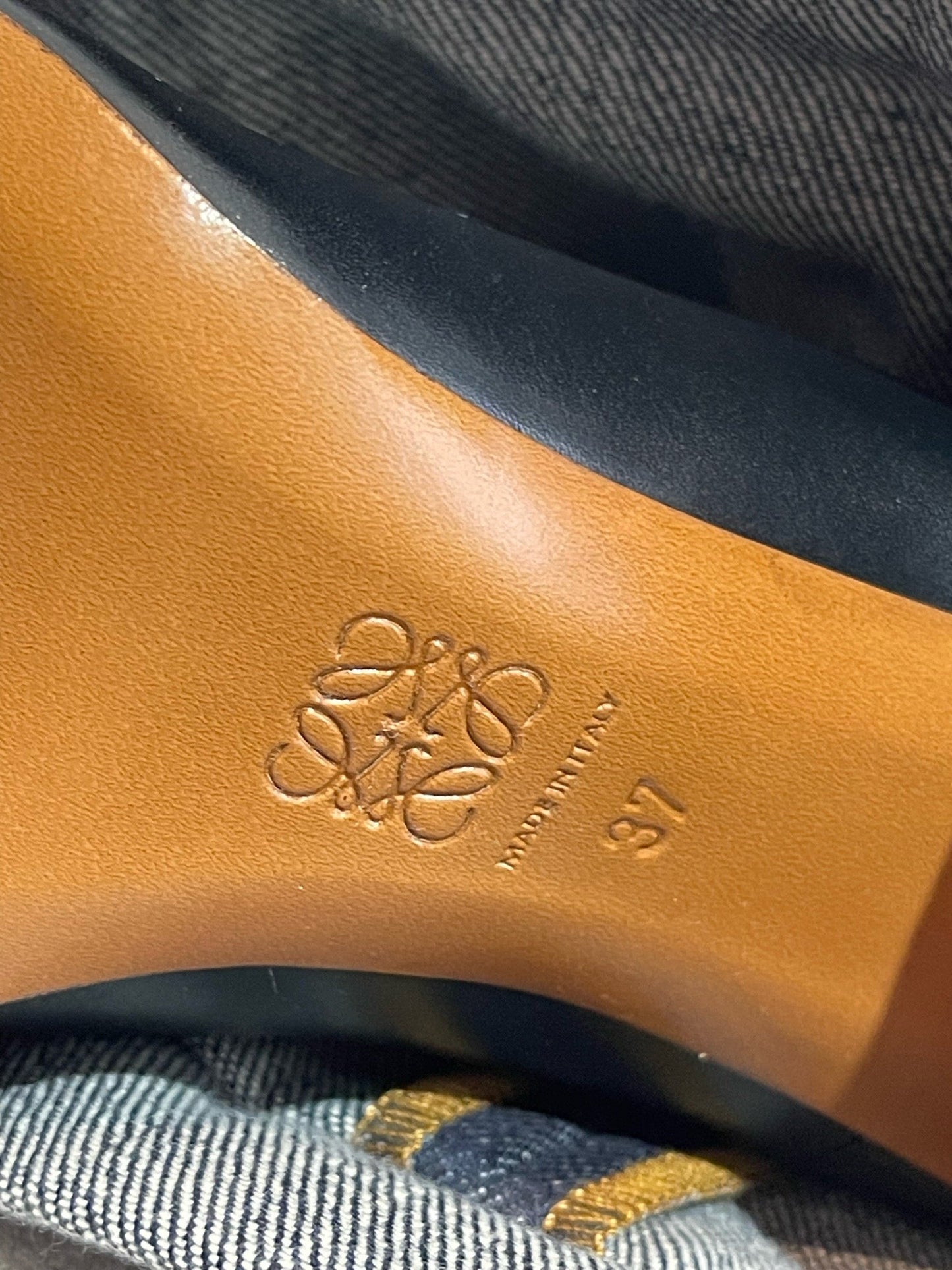 Boots Loewe jeans T.37