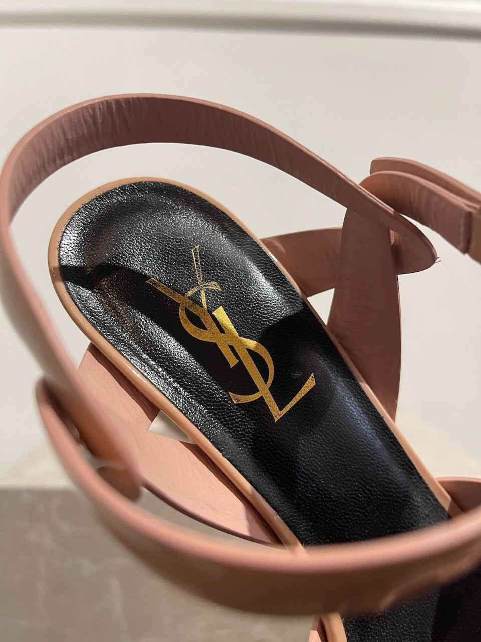 Sandales Saint Laurent Tribute T.37