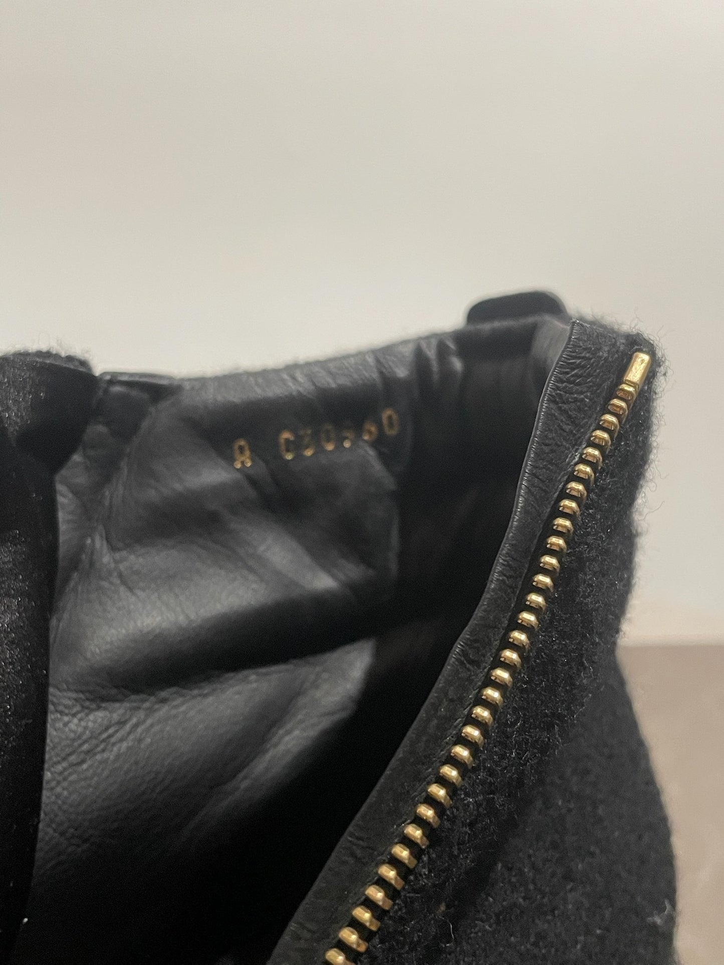 Bottines Chanel noires T.37