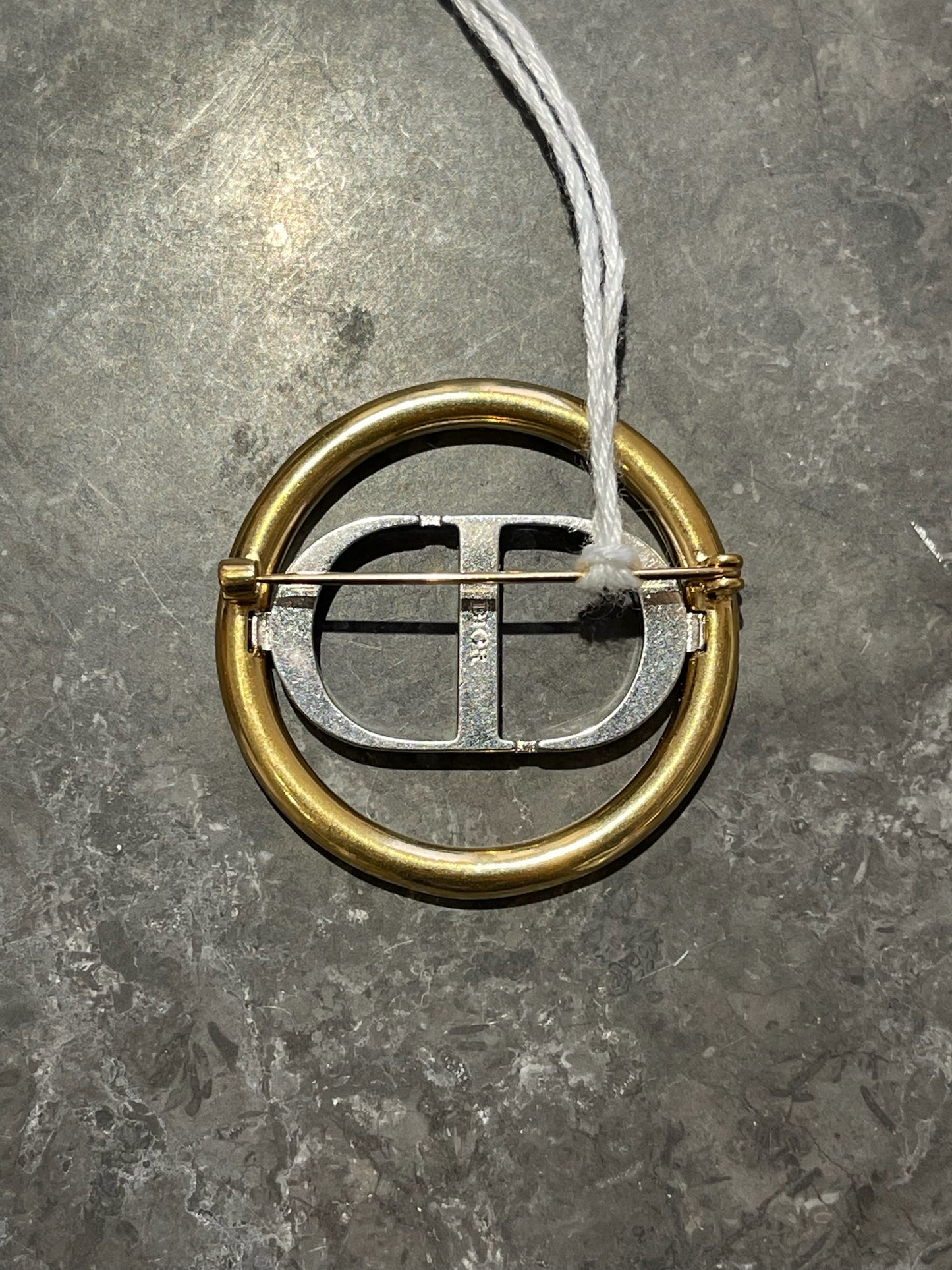 Broche Dior 30 Montaigne