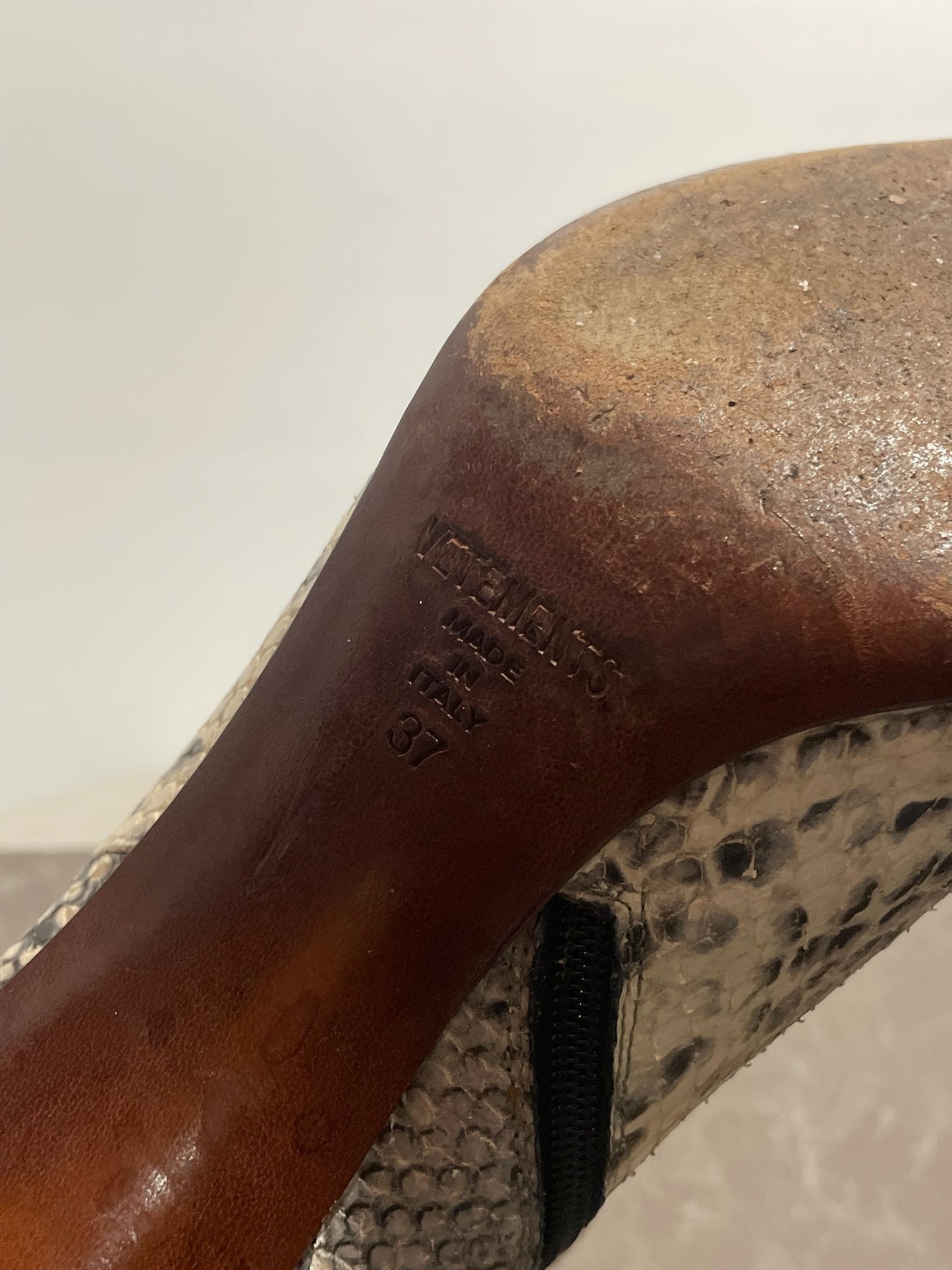 Bottines Vêtements python T.37