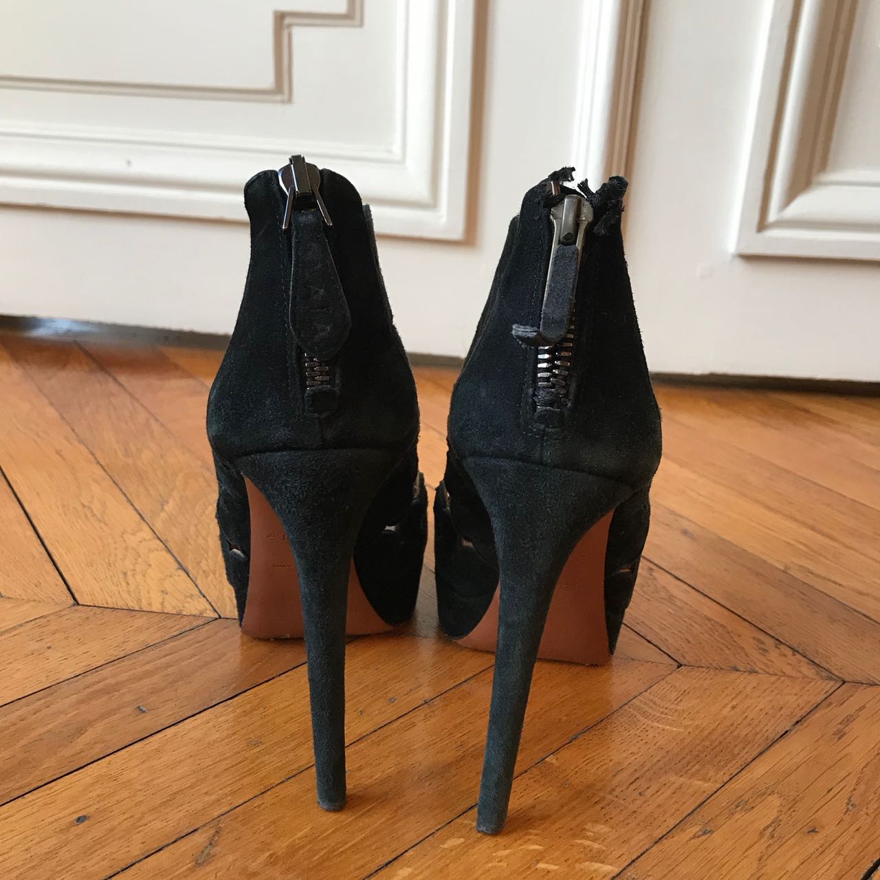 Sandales Alaia noires T.38