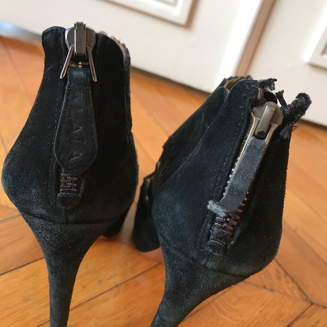 Sandales Alaia noires T.38