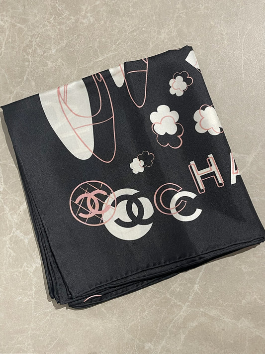 Foulard Chanel noir