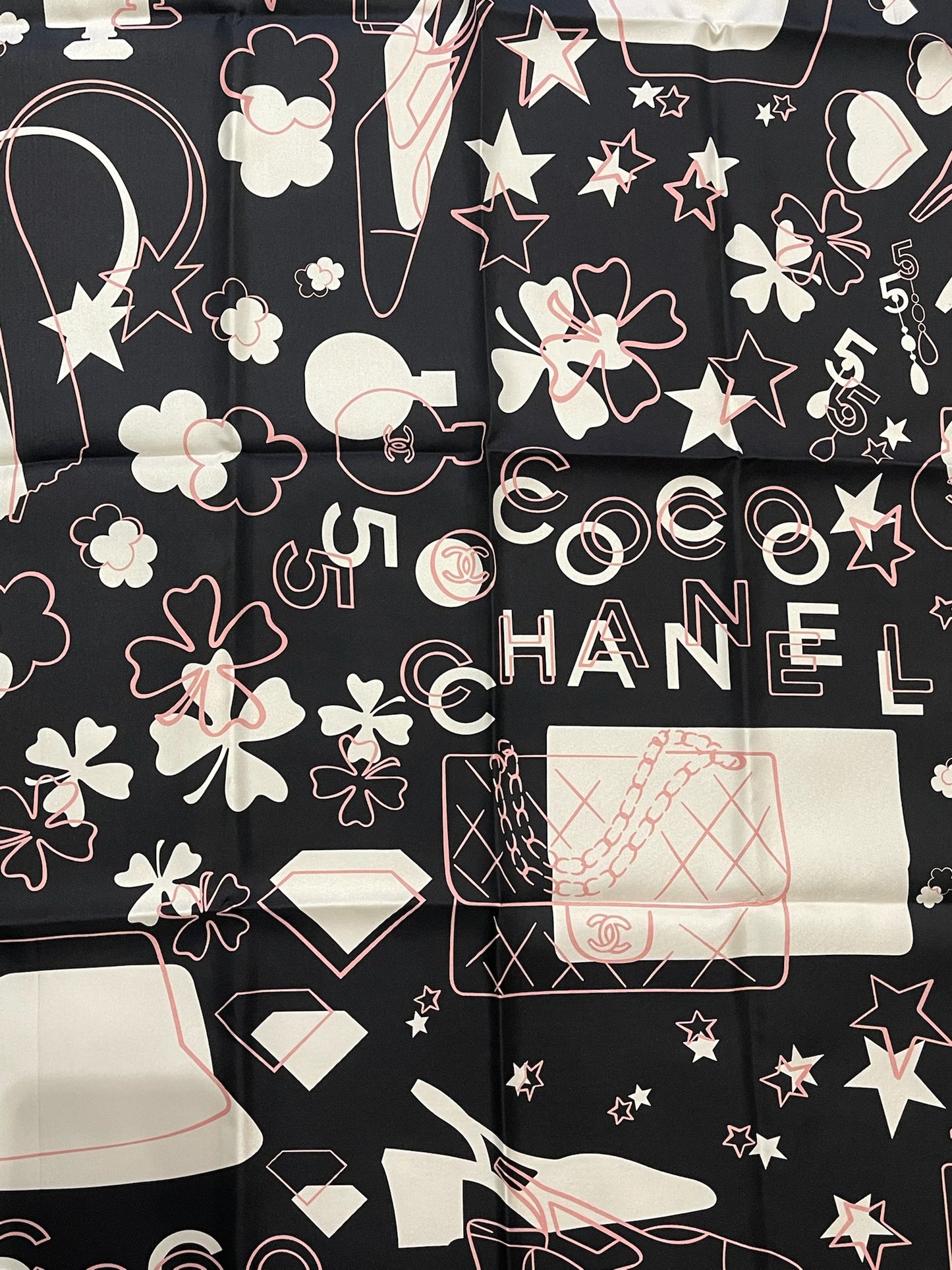 Foulard Chanel noir