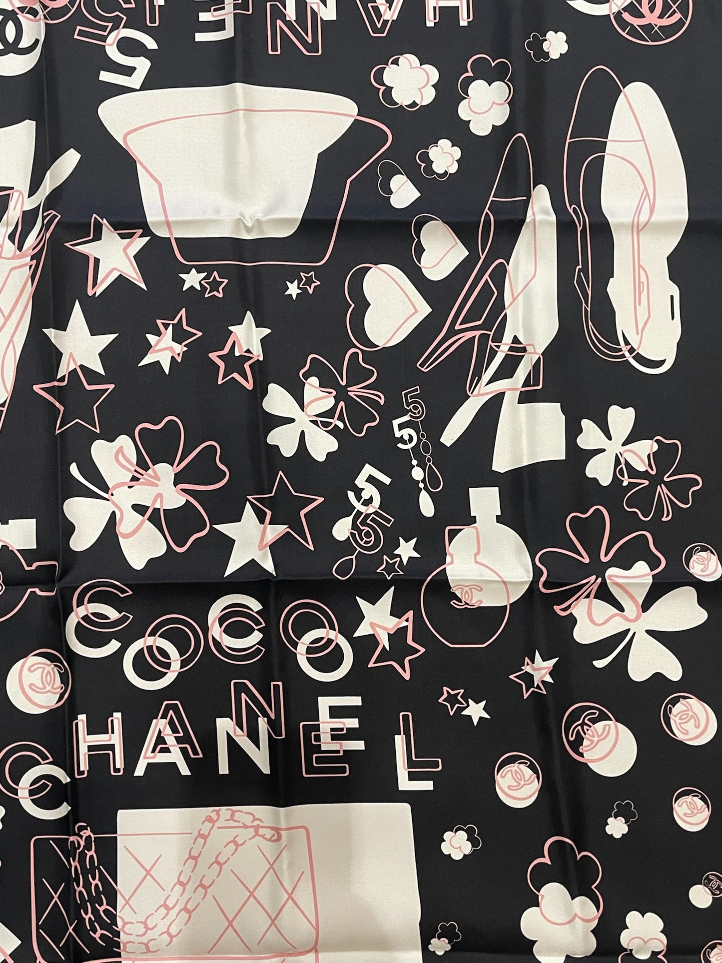 Foulard Chanel noir