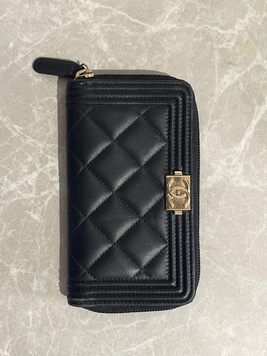 Portefeuille Chanel Boy noir