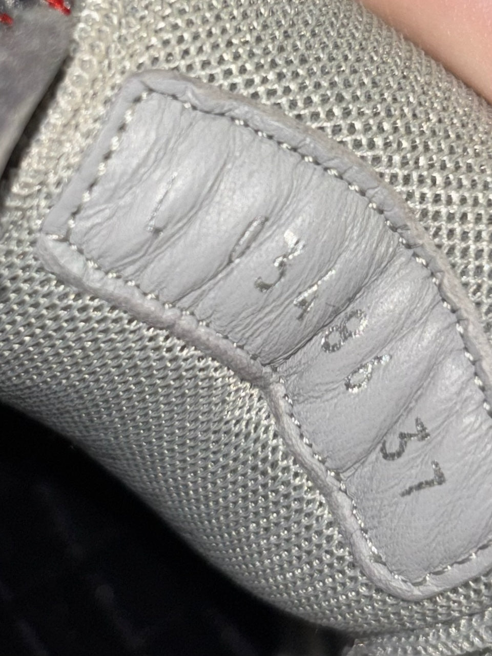 Baskets Chanel grises T.37