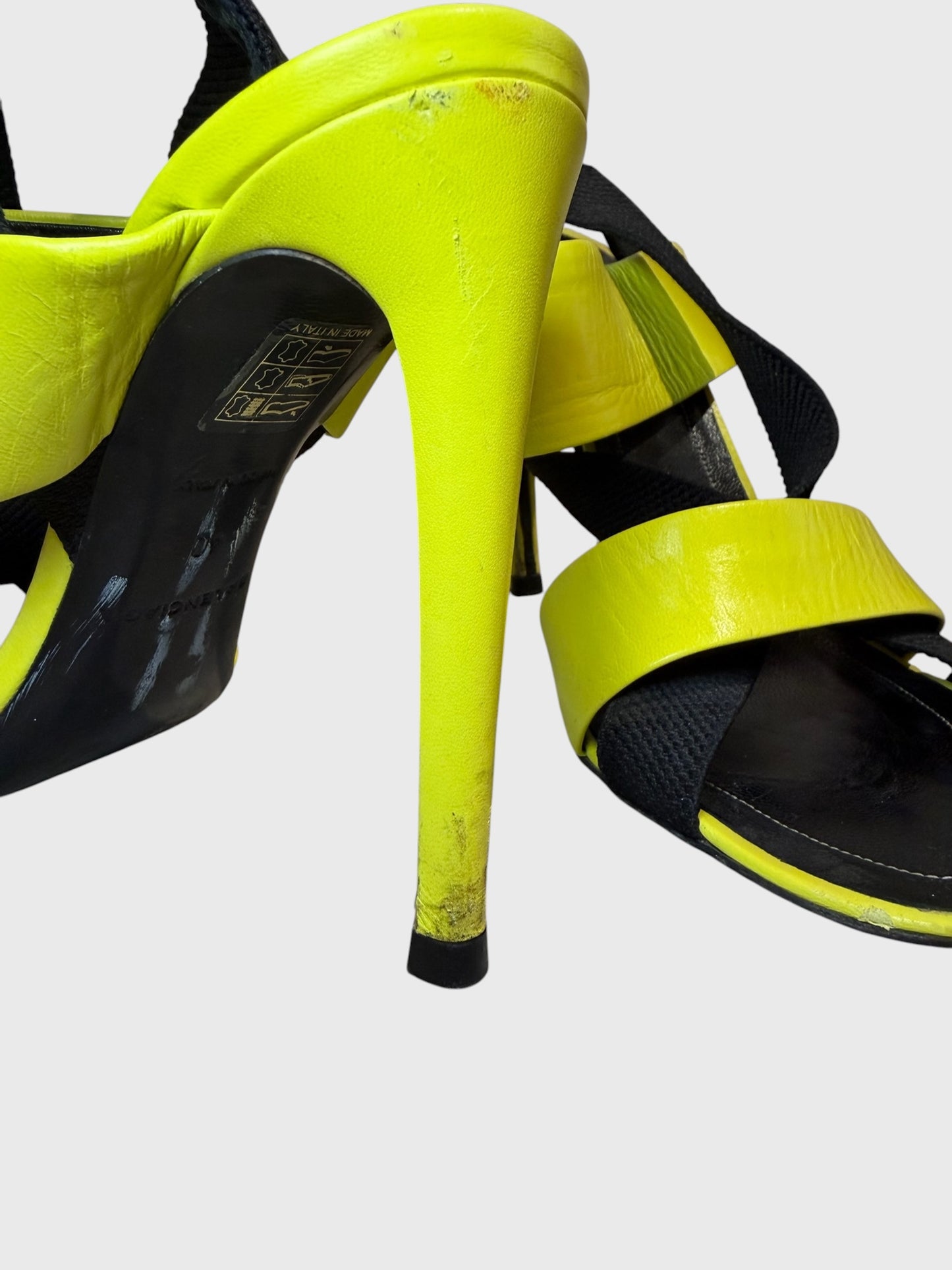 Sandales Balenciaga T.40