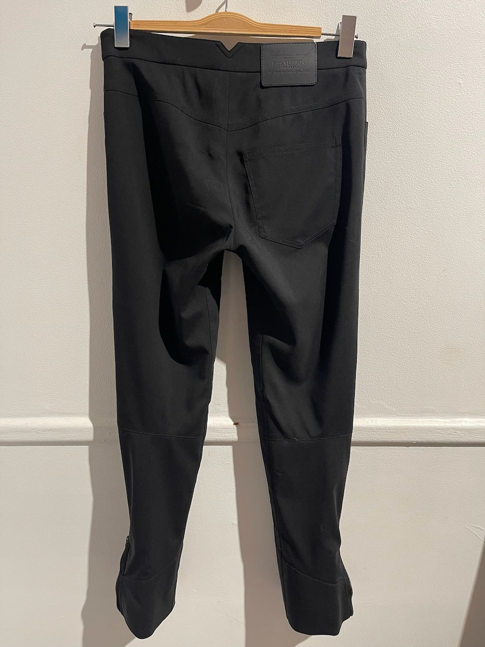 Pantalon Louis Vuitton noir T.36