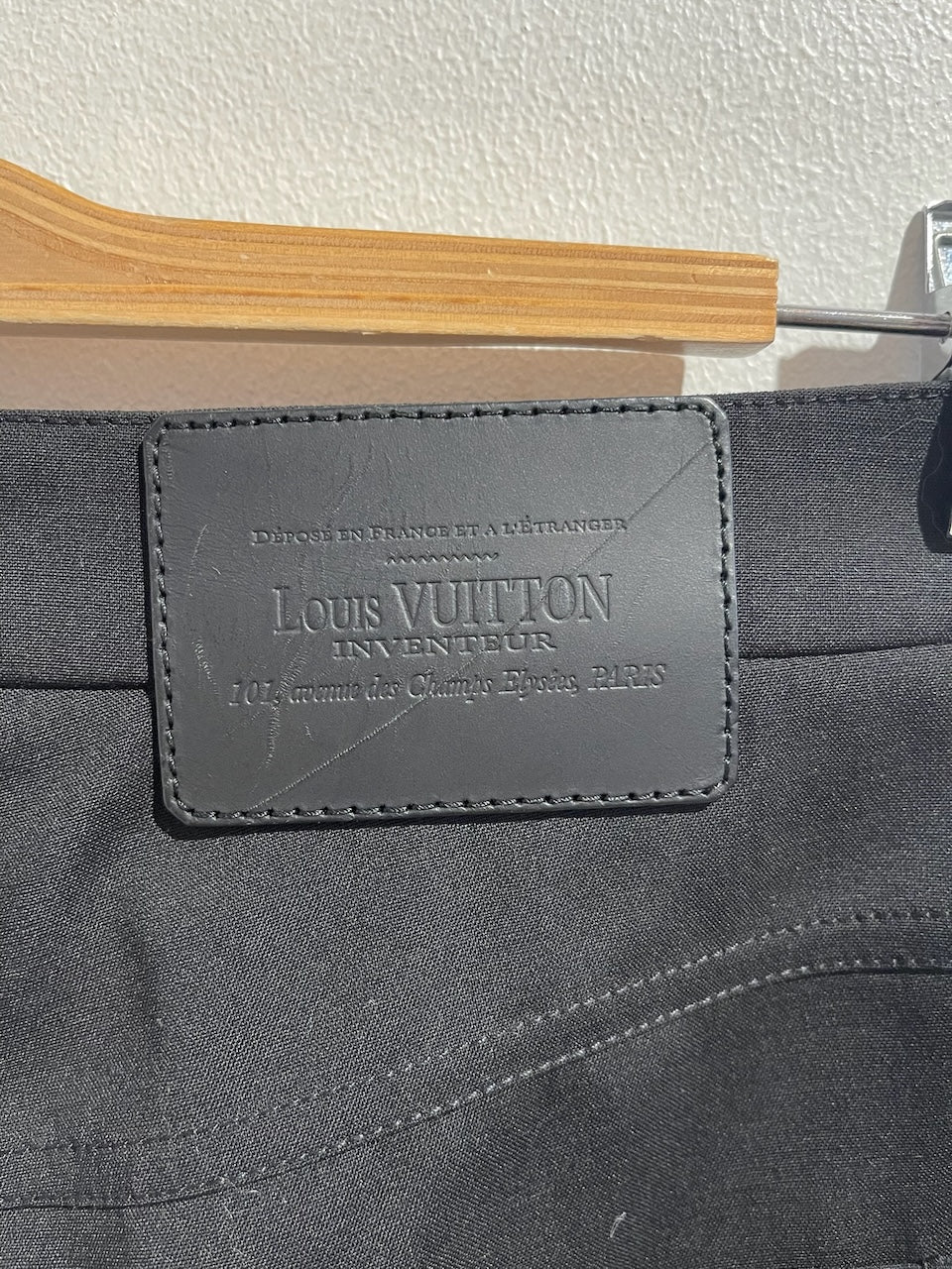 Pantalon Louis Vuitton noir T.36