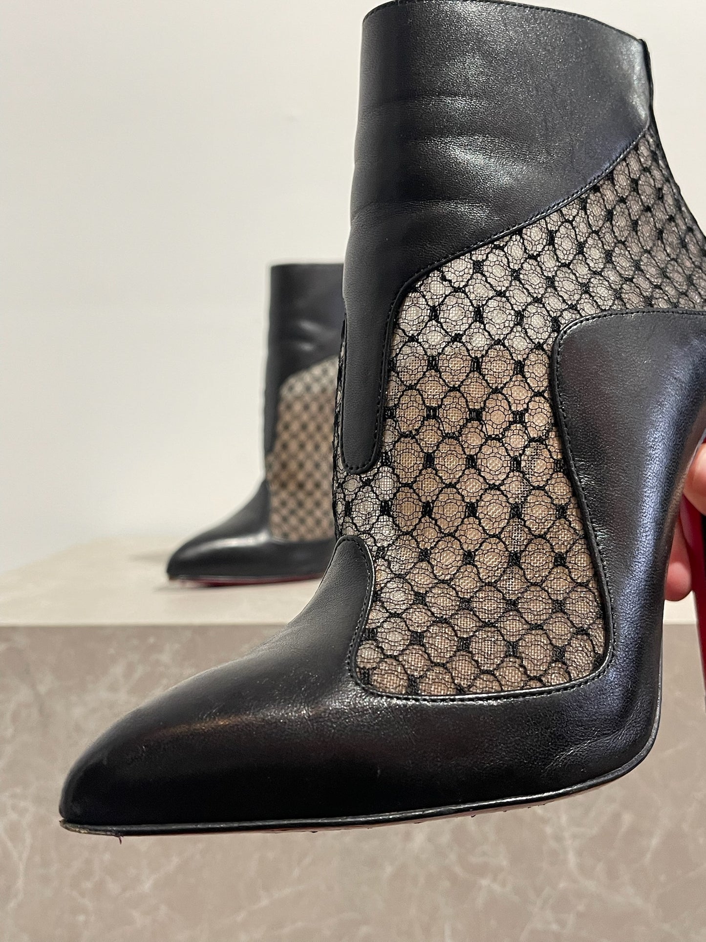 Boots Christian Louboutin noires T.38