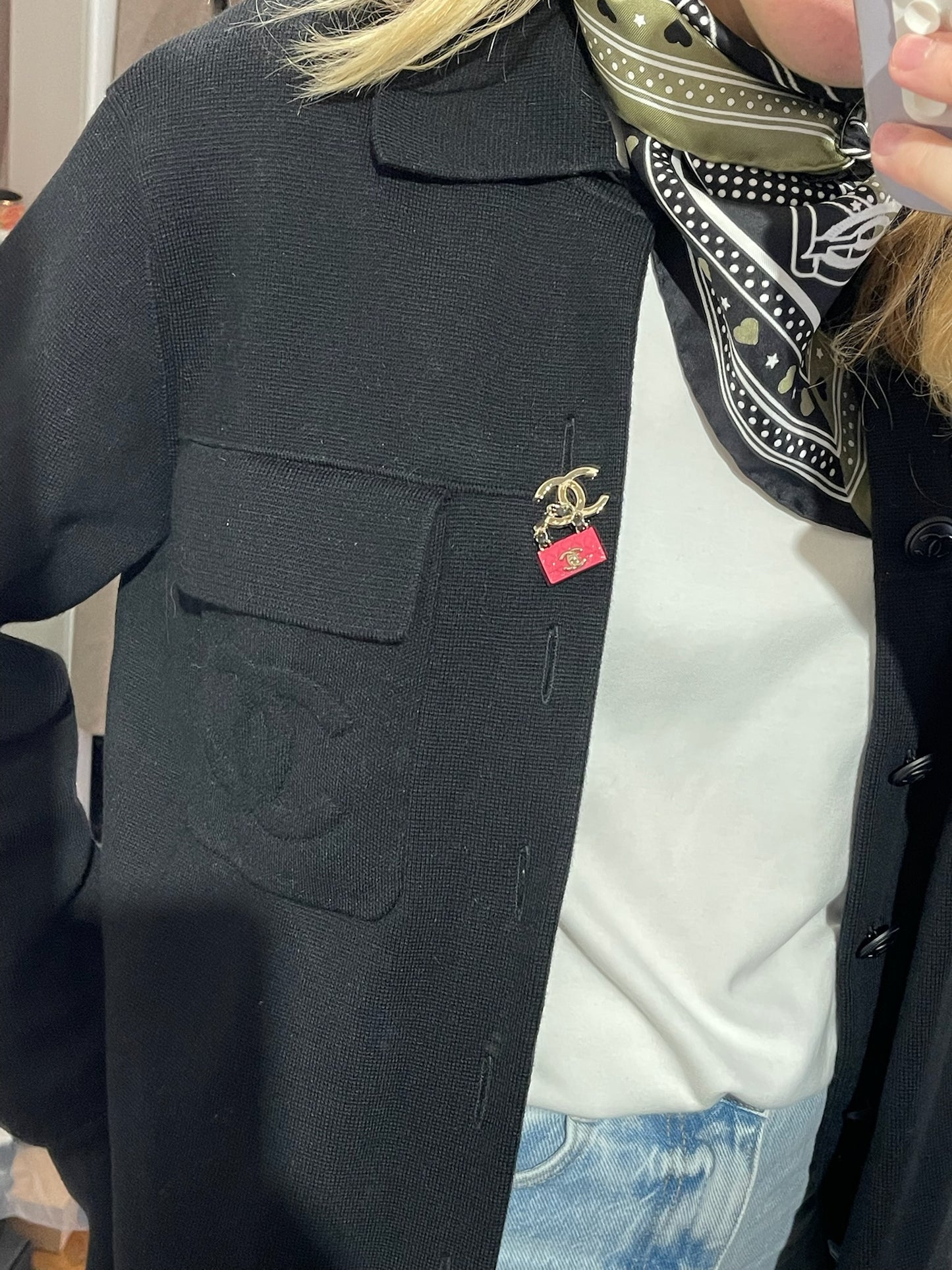 Pins Chanel rose