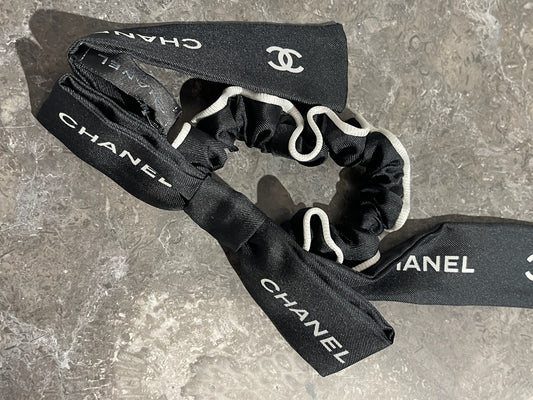 Elastique Chanel noir et blanc