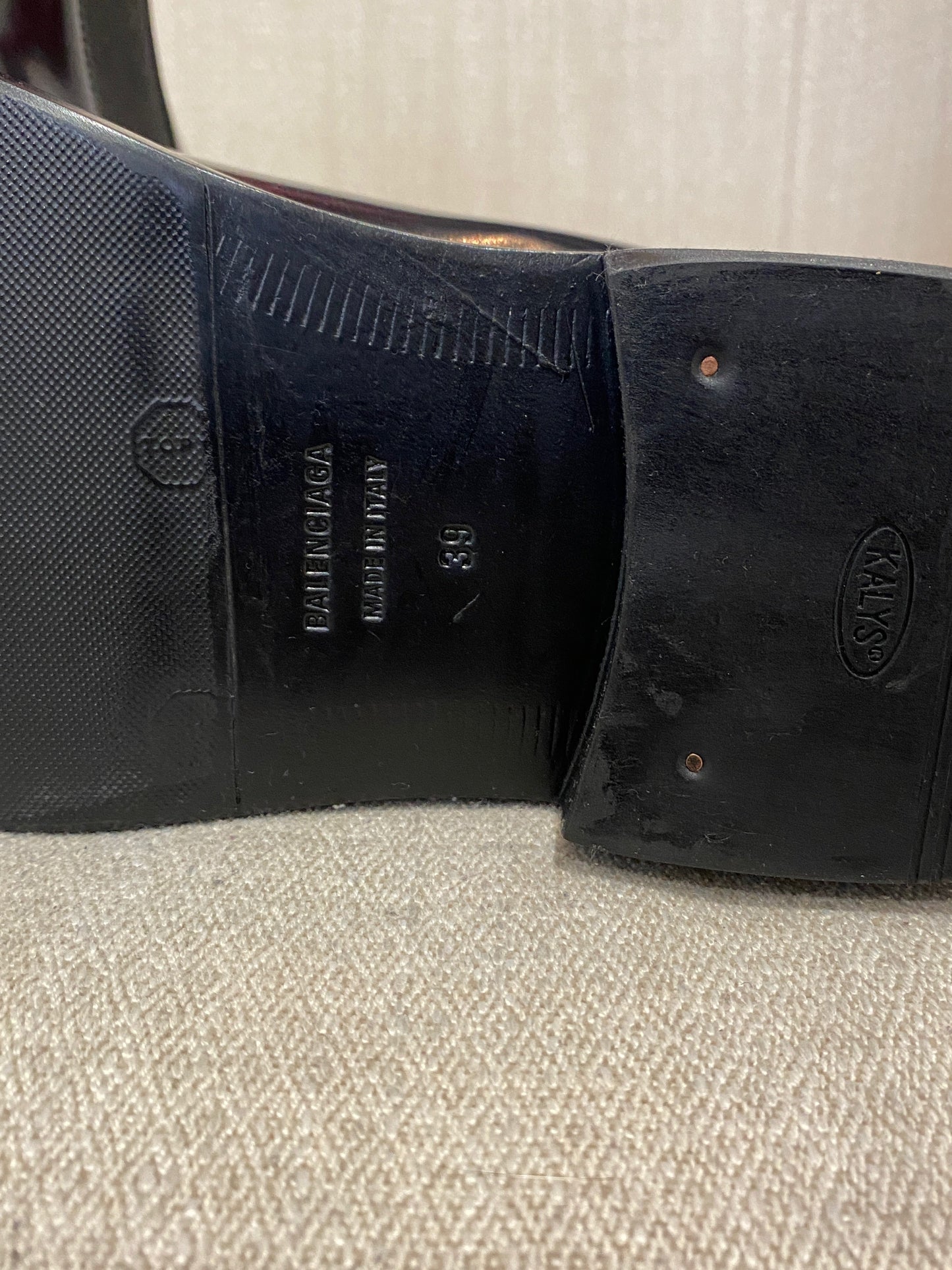 Bottines Balenciaga noires T.39