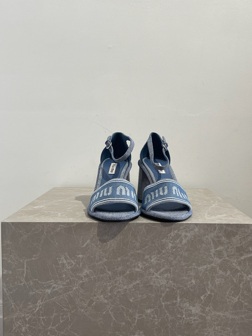 Sandales Miu Miu jeans T.36,5