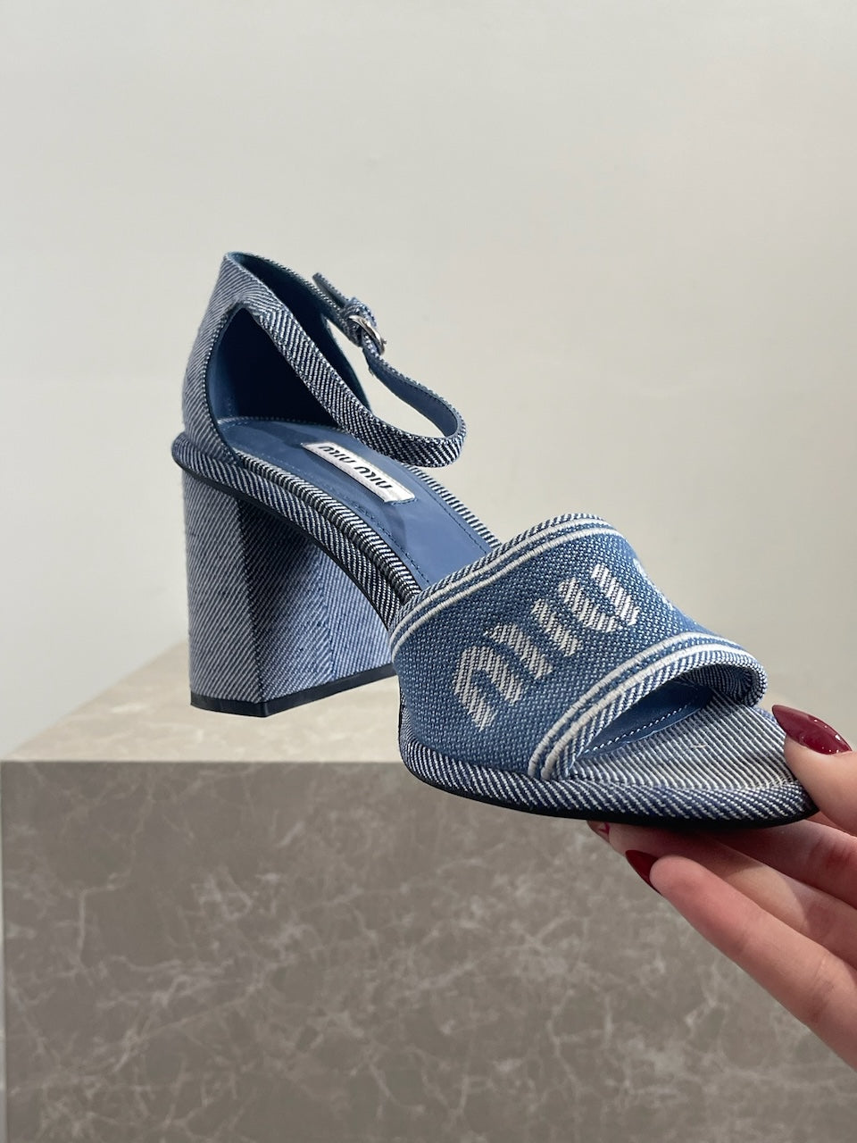 Sandales Miu Miu jeans T.36,5