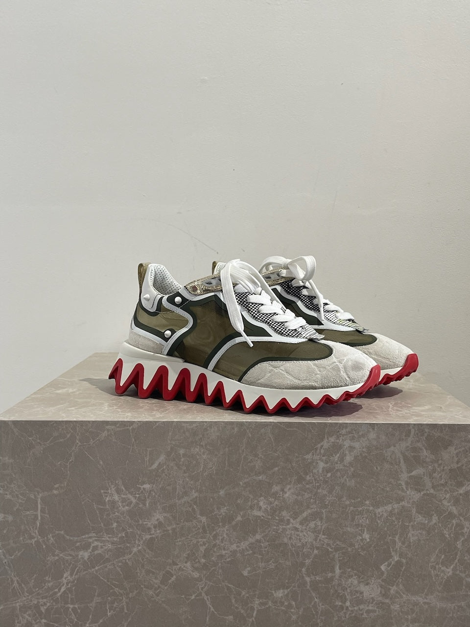 Baskets Christian Louboutin blanches T.36