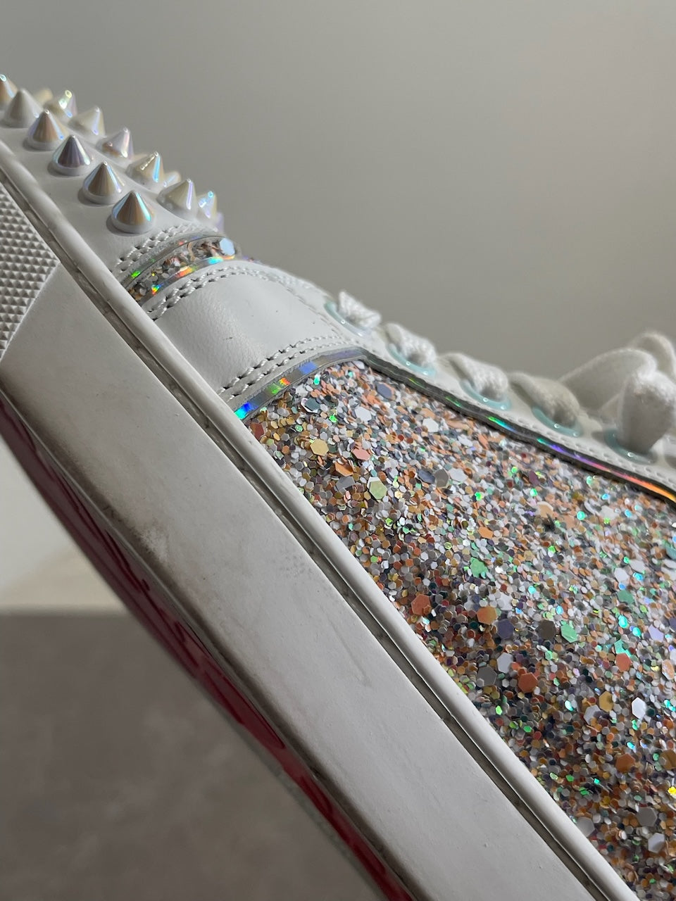 Baskets Christian Louboutin blanches T.35,5