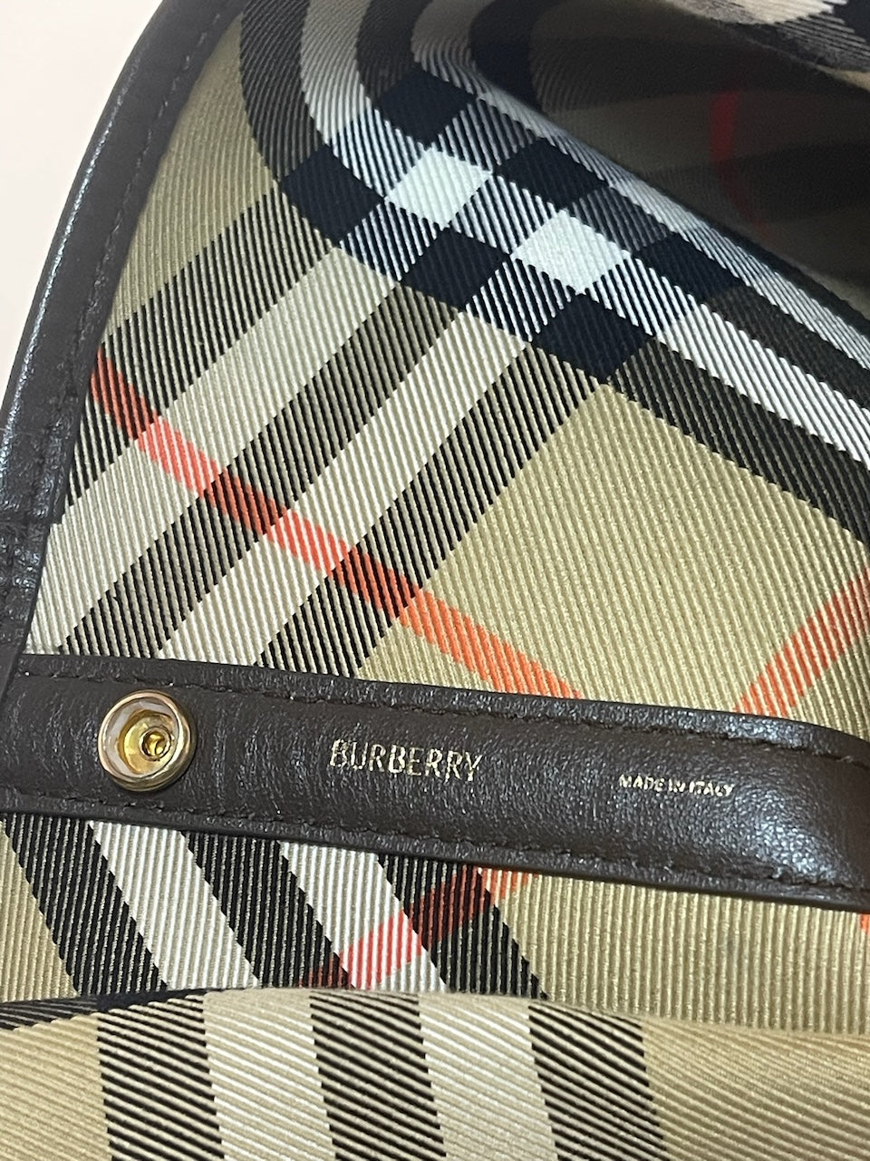 Sac Burberry Hobo à carreaux