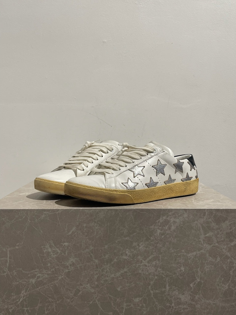 Baskets Saint Laurent étoiles T.38