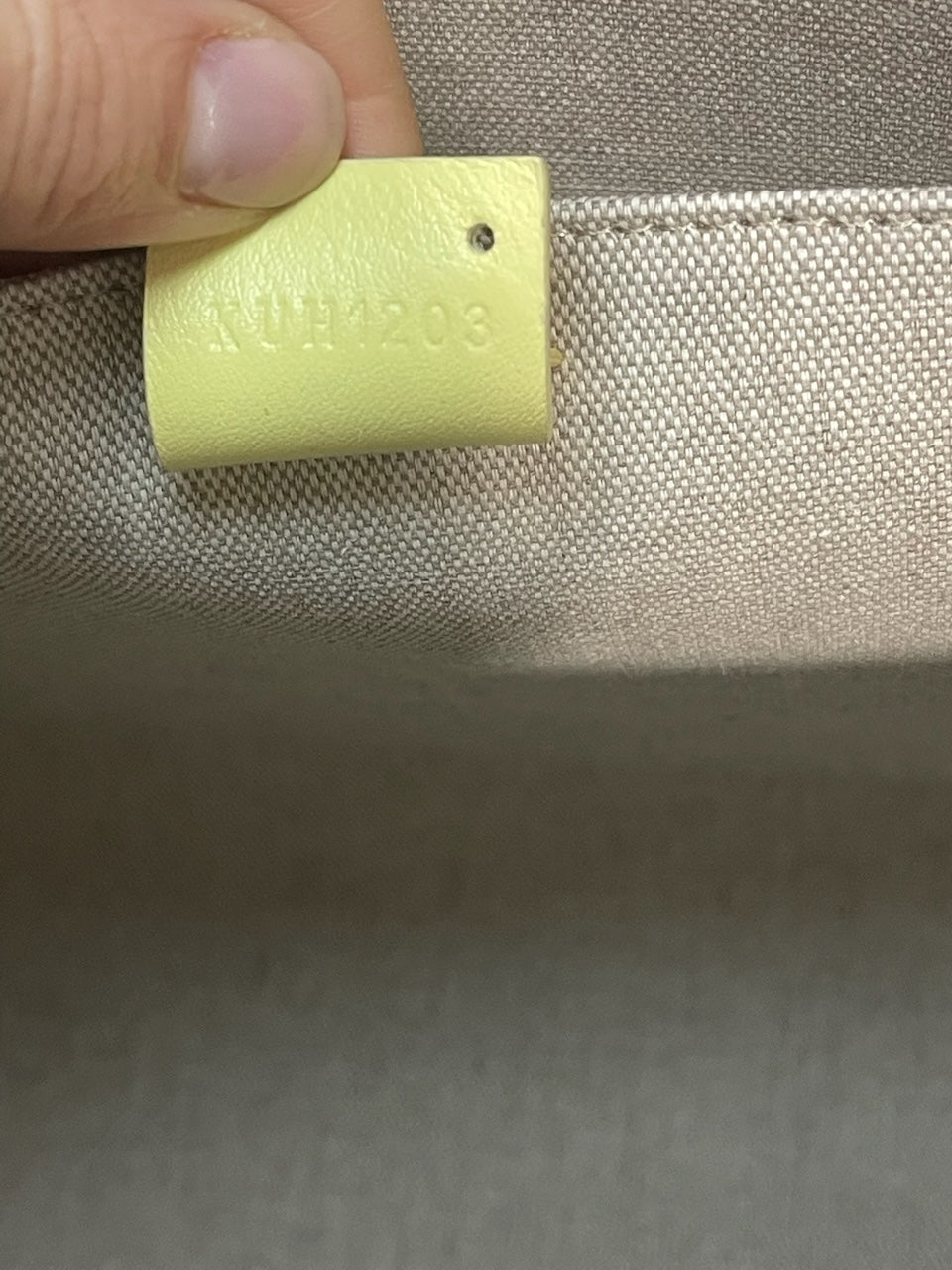 Sac Givenchy G-Tote jaune