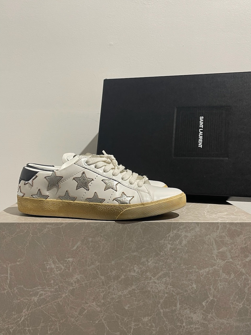 Baskets Saint Laurent étoiles T.38