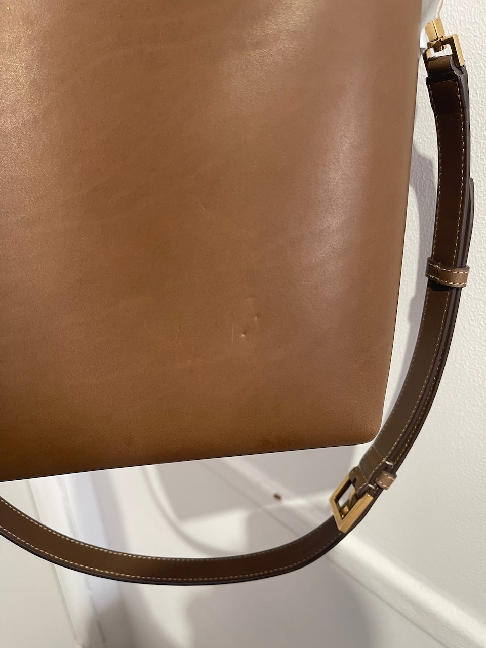 Sac Saint Laurent Le 37 Bucket