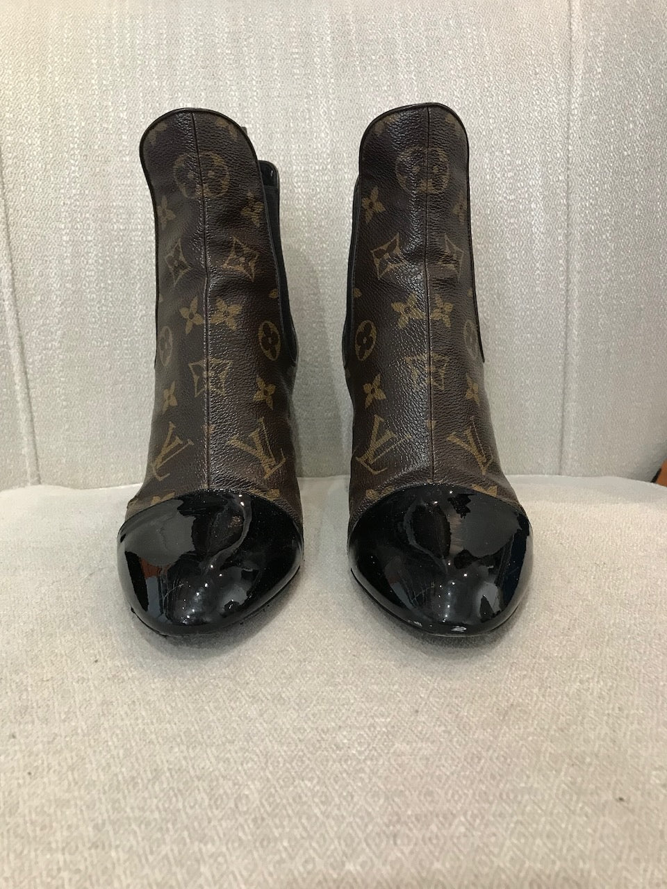 Boots Louis Vuitton T.37,5