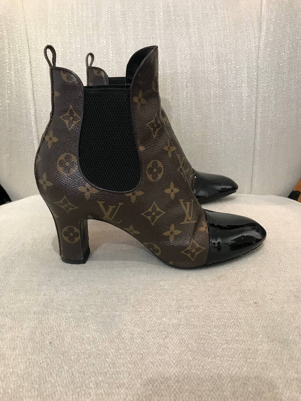 Boots Louis Vuitton T.37,5