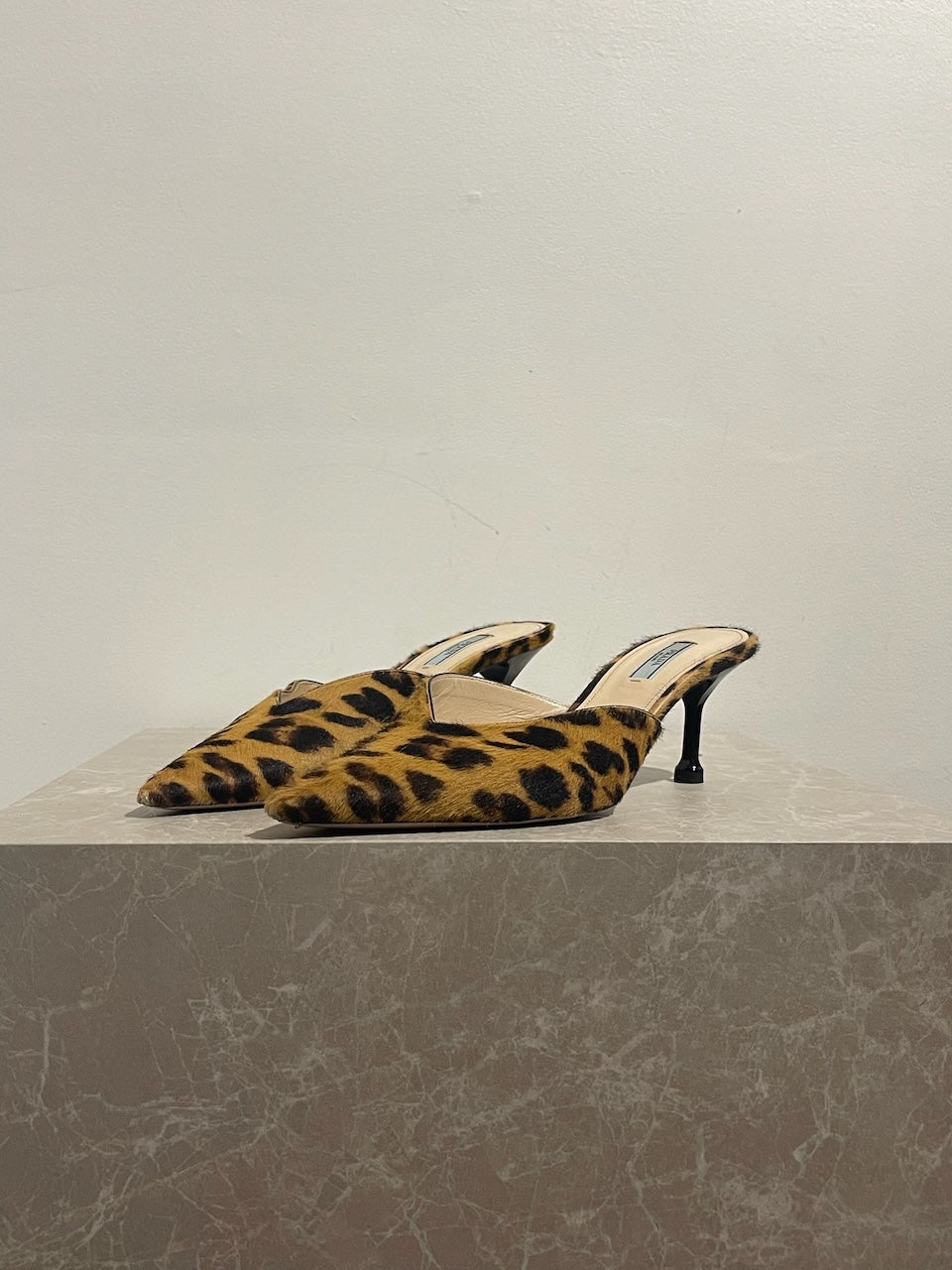 Mules Prada léopard T.40,5