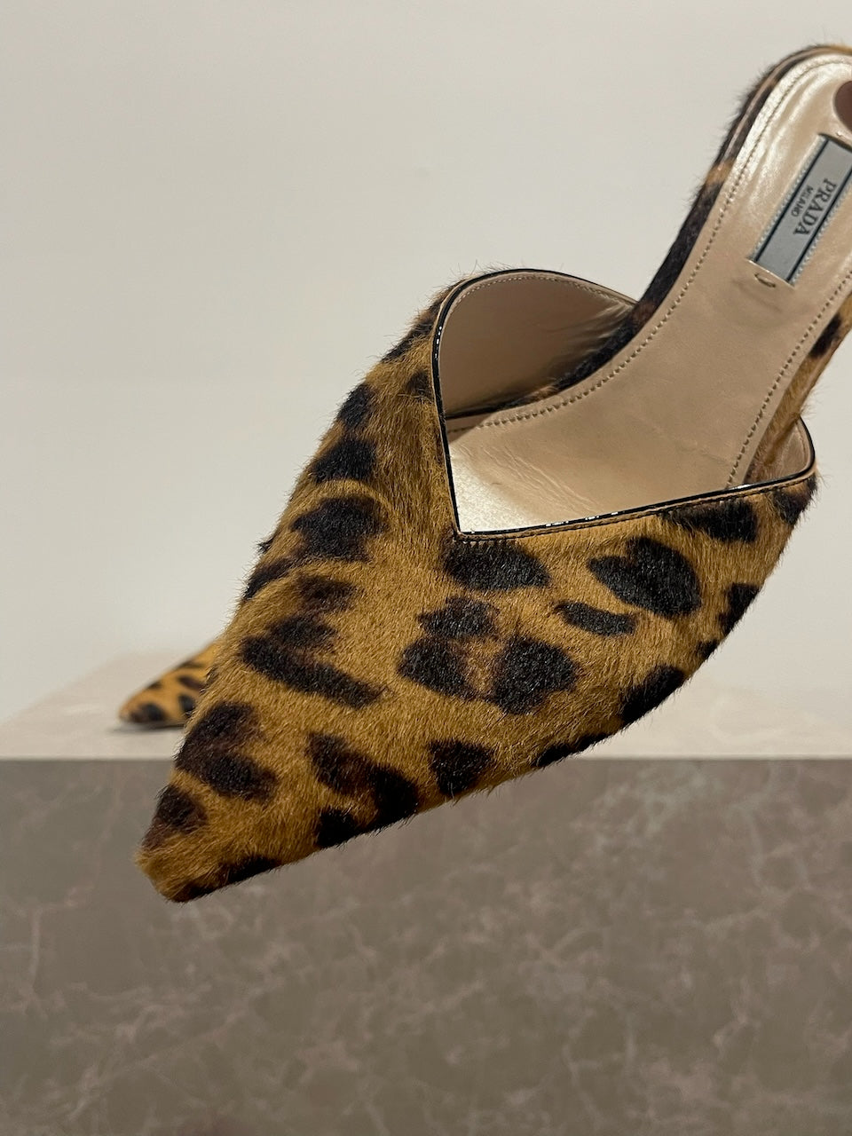 Mules Prada léopard T.40,5
