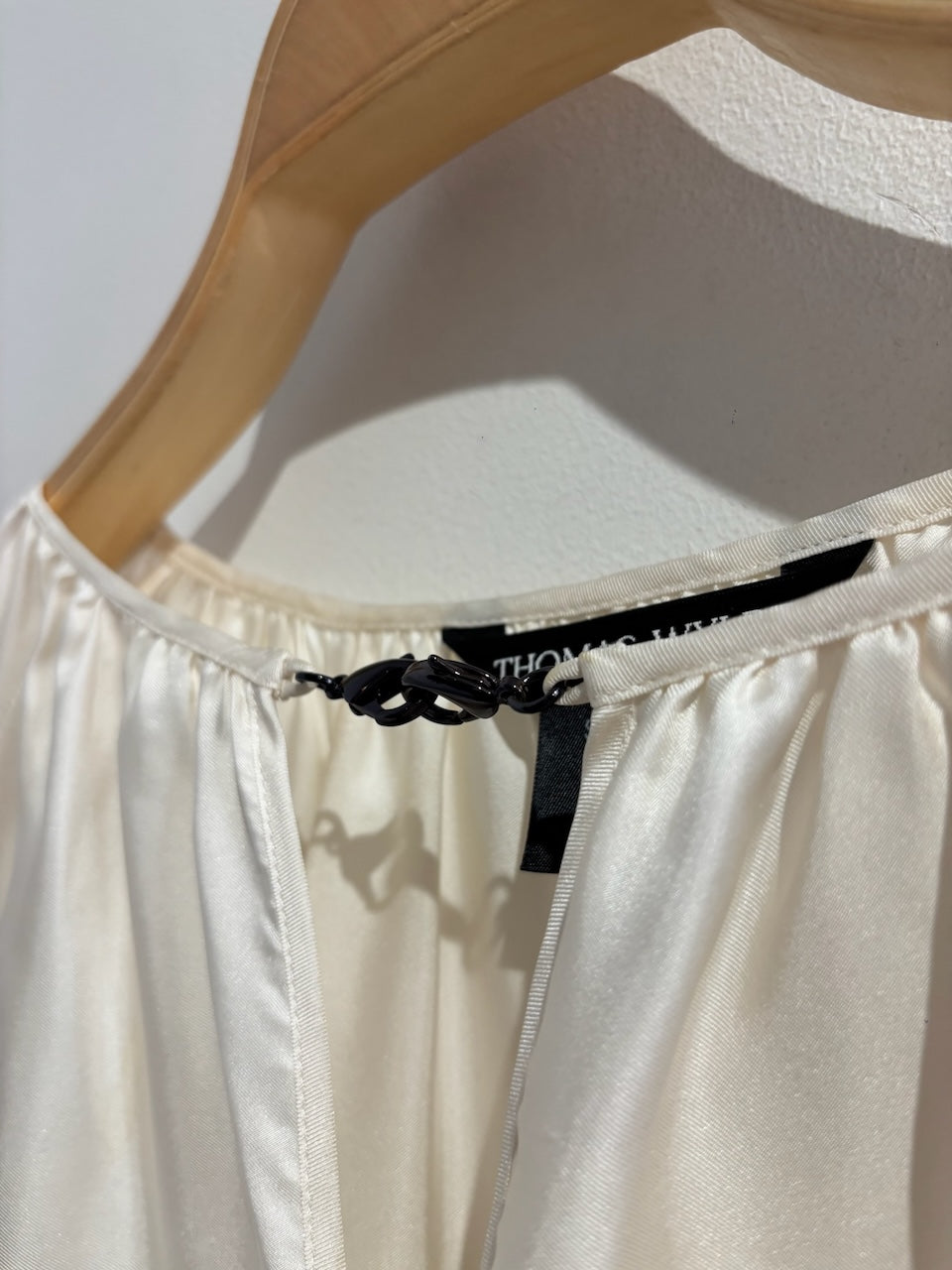 Robe Thomas Wylde blanche T.S