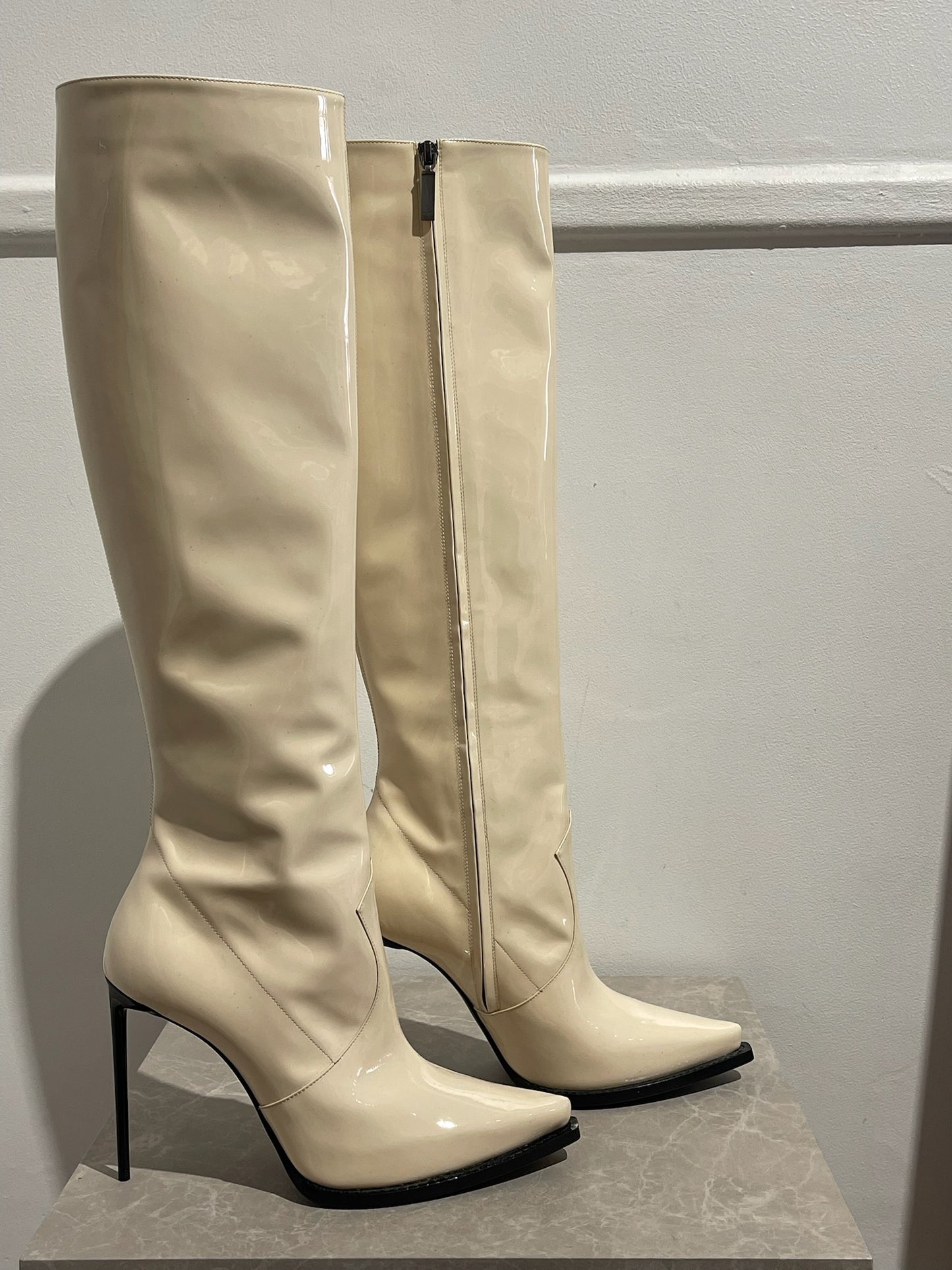Bottes cuissardes Saint Laurent écru T.40