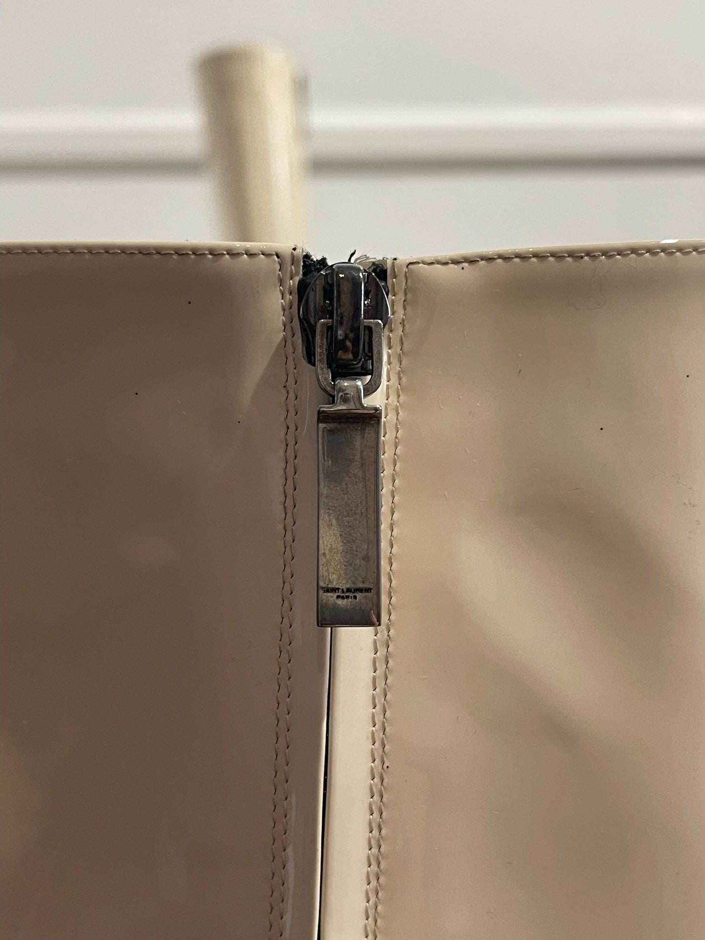 Bottes cuissardes Saint Laurent écru T.40