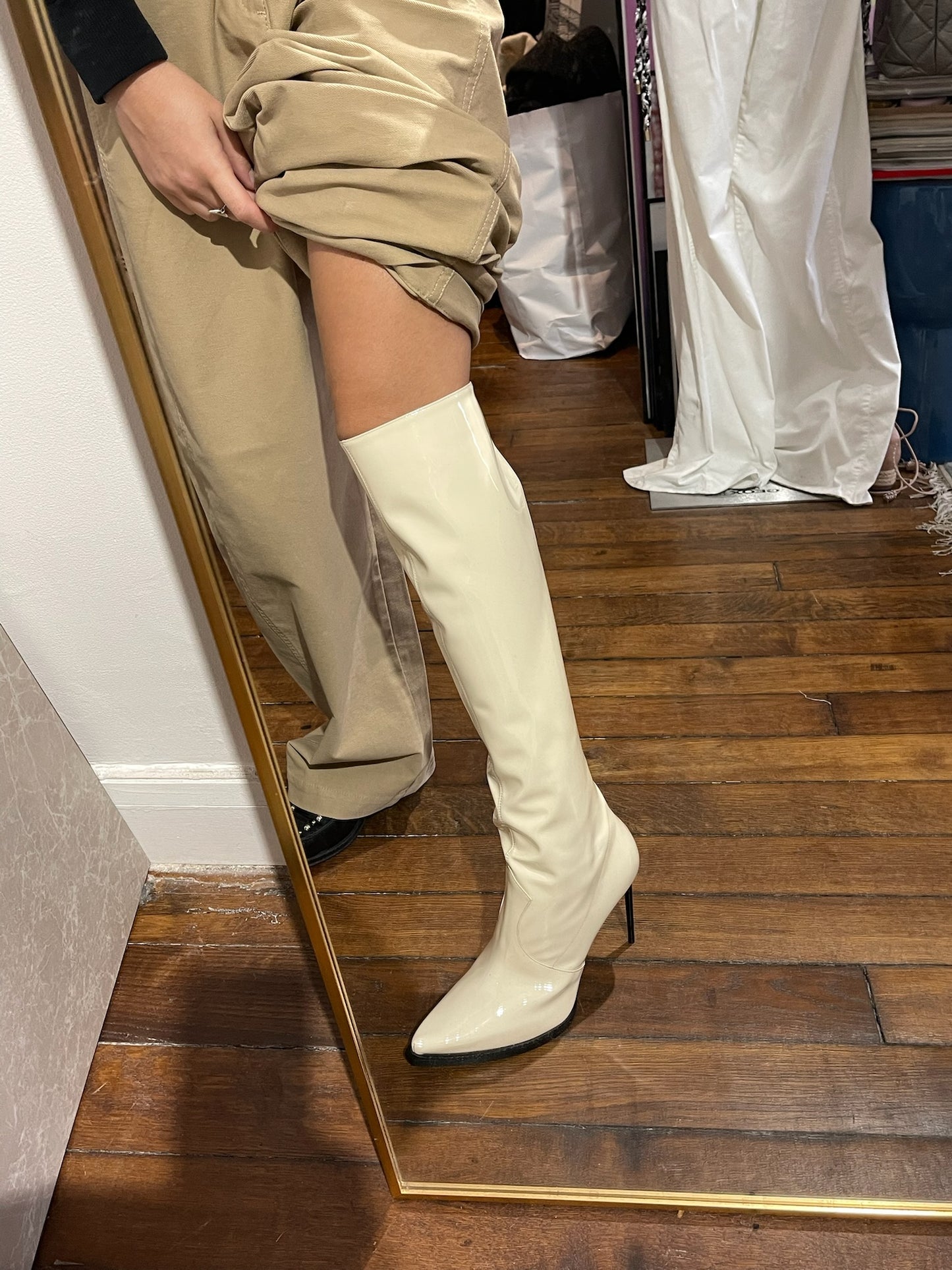 Bottes cuissardes Saint Laurent écru T.40