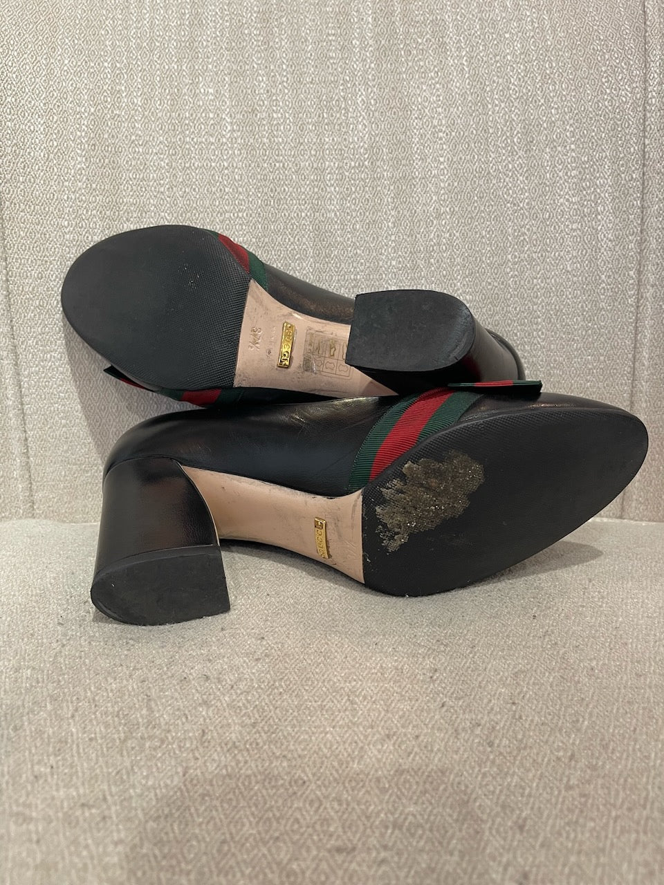 Escarpins Gucci noirs T.37,5