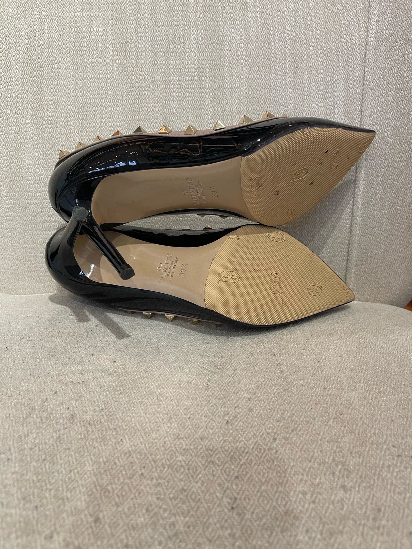 Escarpins Valentino Rockstud T.38,5