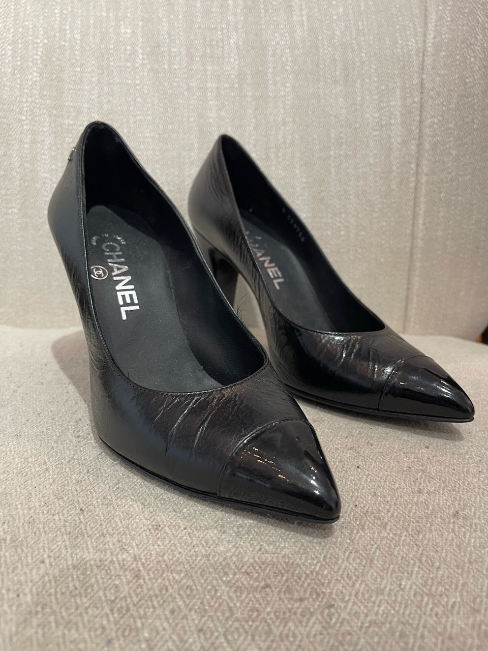 Escarpins Chanel noirs T.36,5