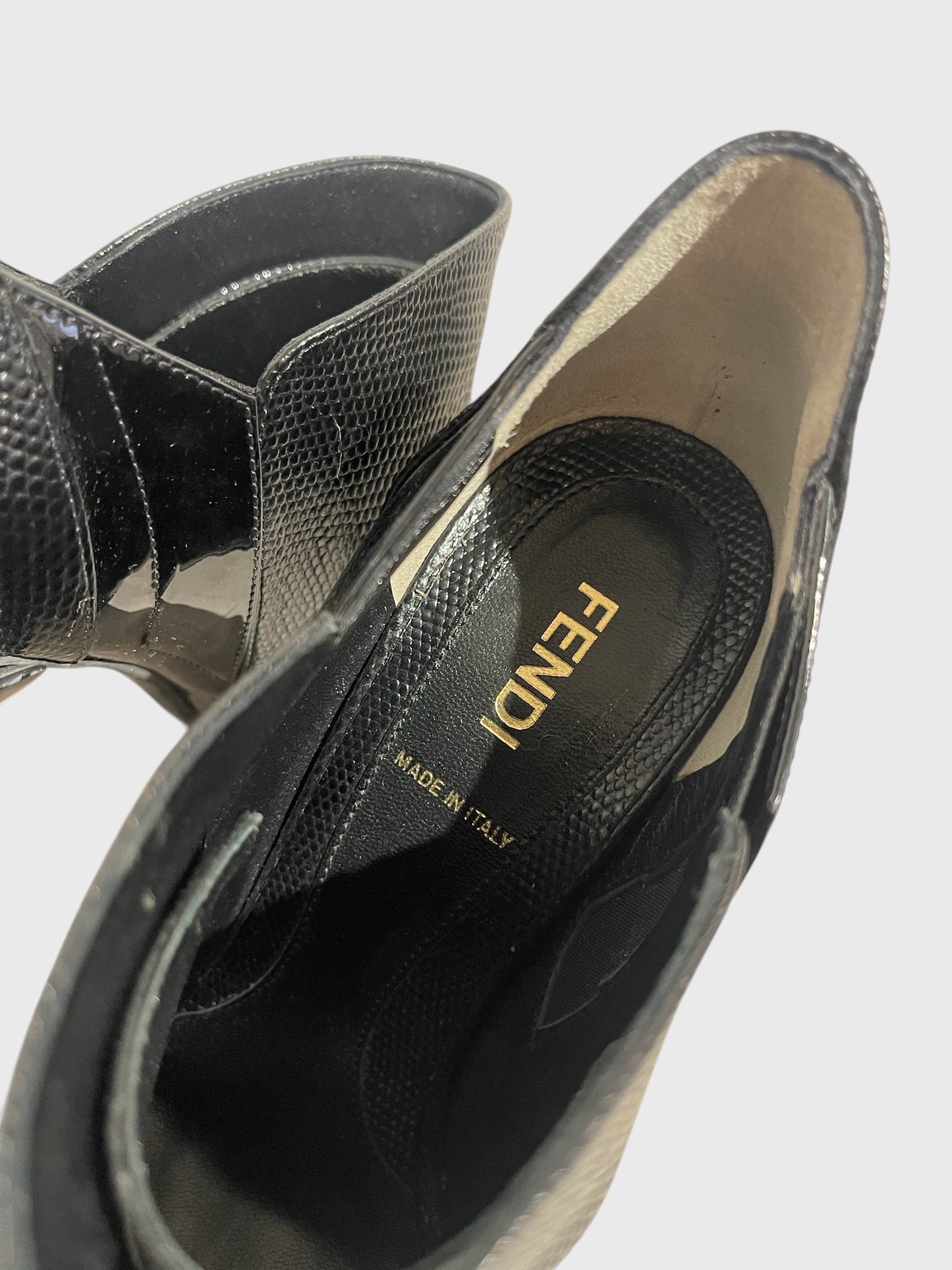 Bottines Fendi noires T.37