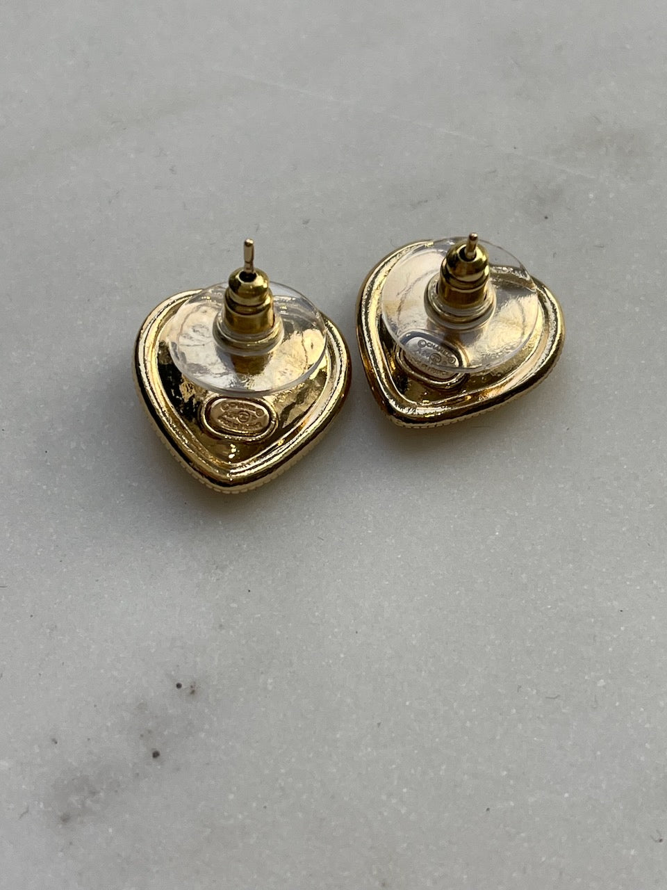 Boucles d'oreilles Chanel coeur doré