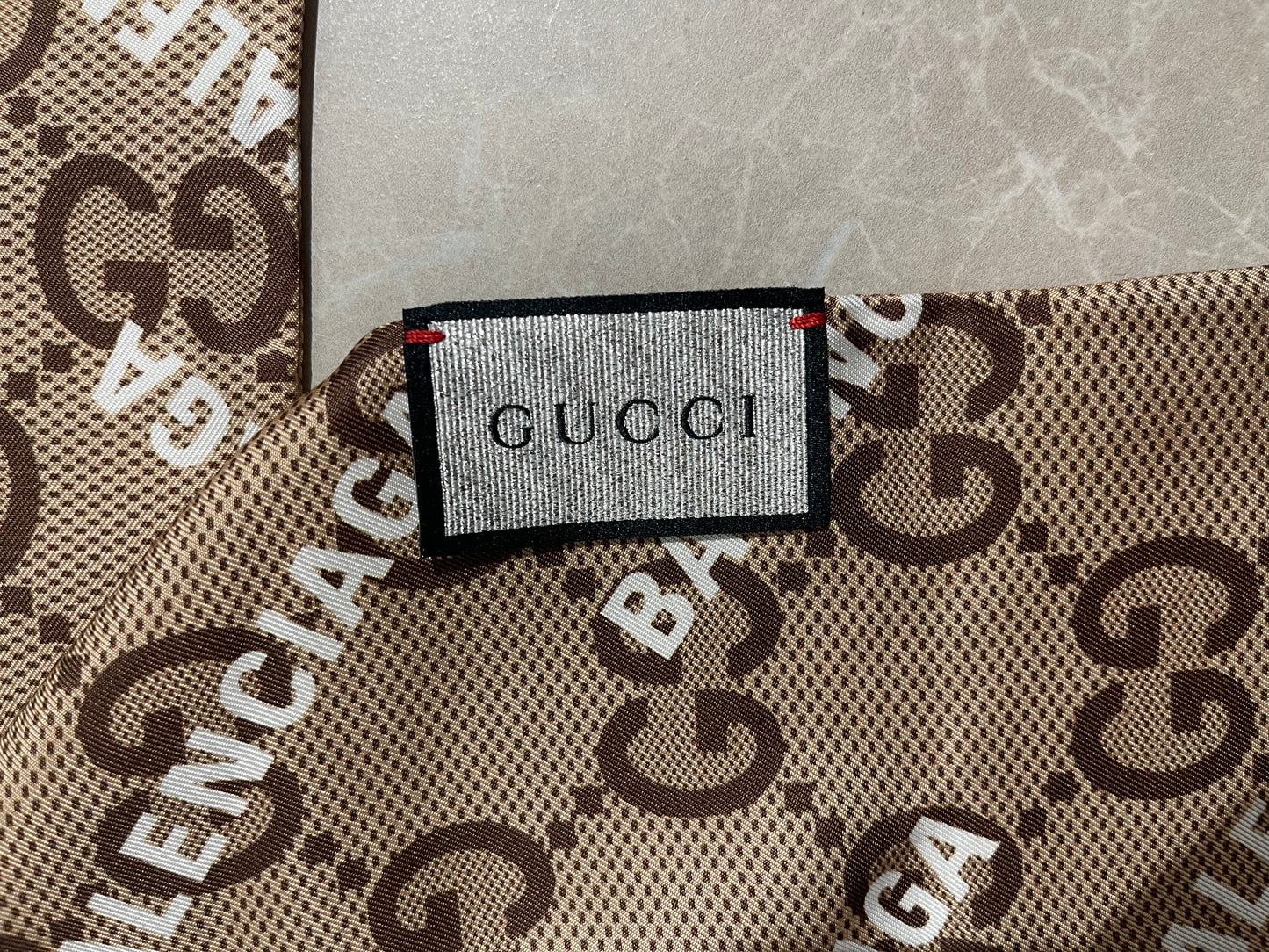 Foulard Gucci x Balenciaga